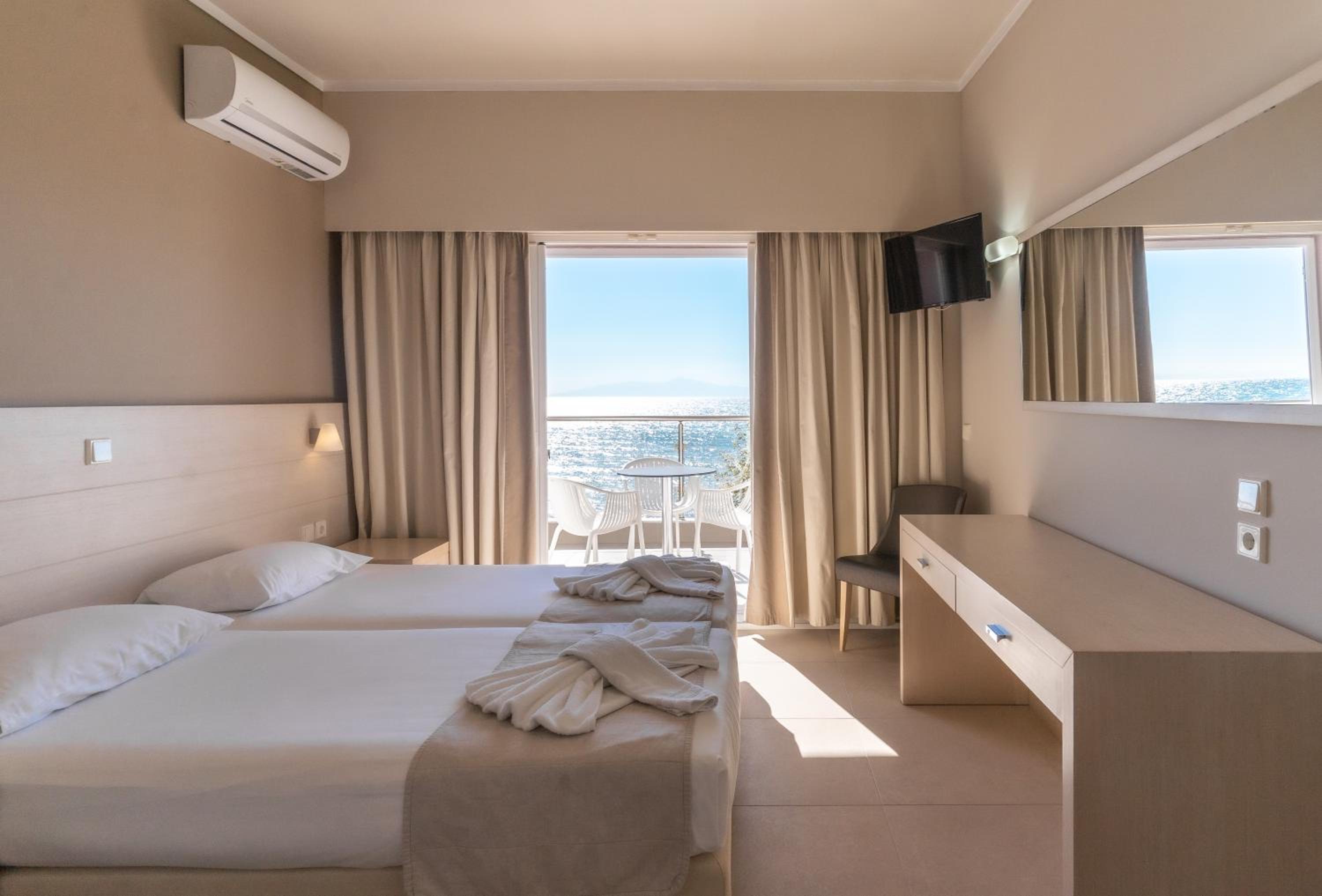 Superior Triple Room with Sea View