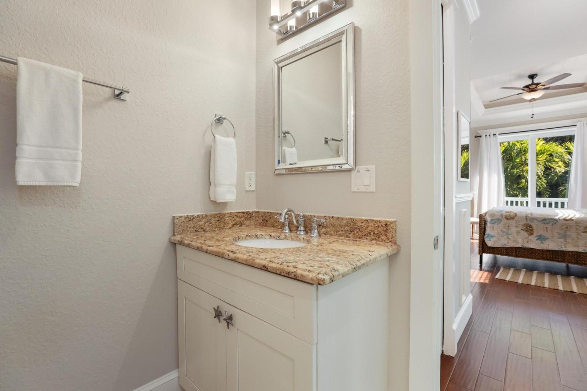 Three-Bedroom House photo 2