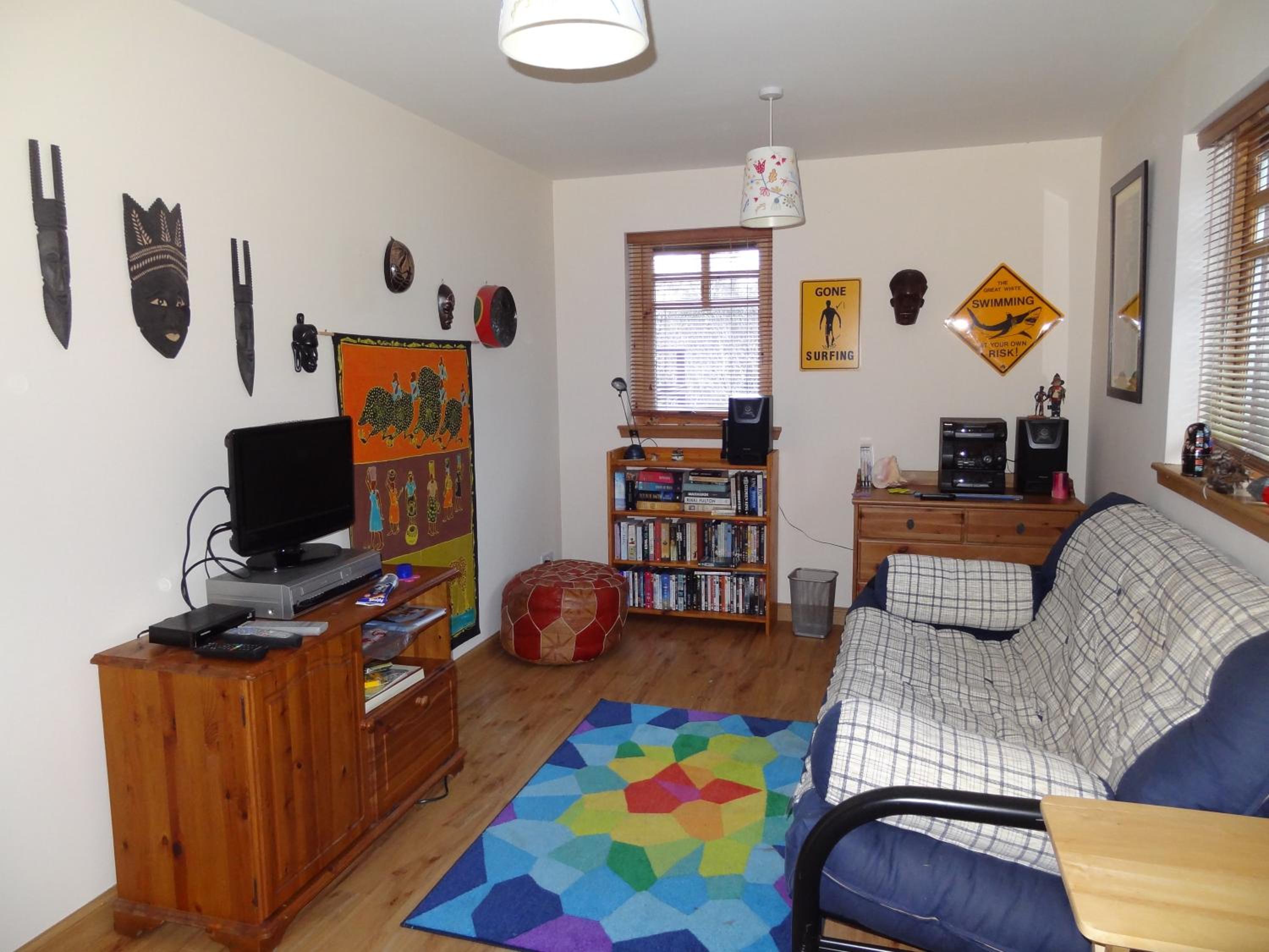Three-Bedroom House photo 2