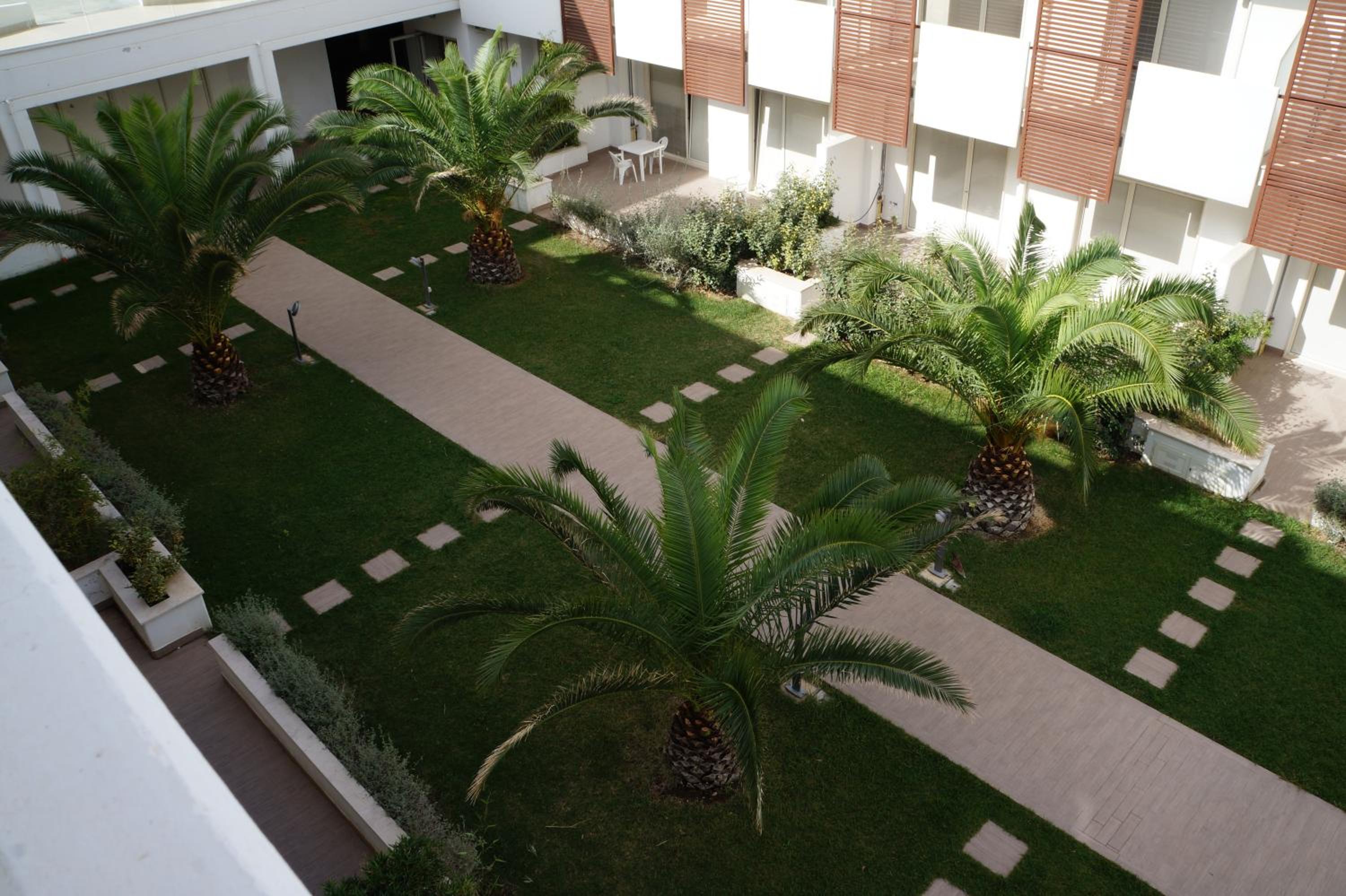 Apartment - Photo 8