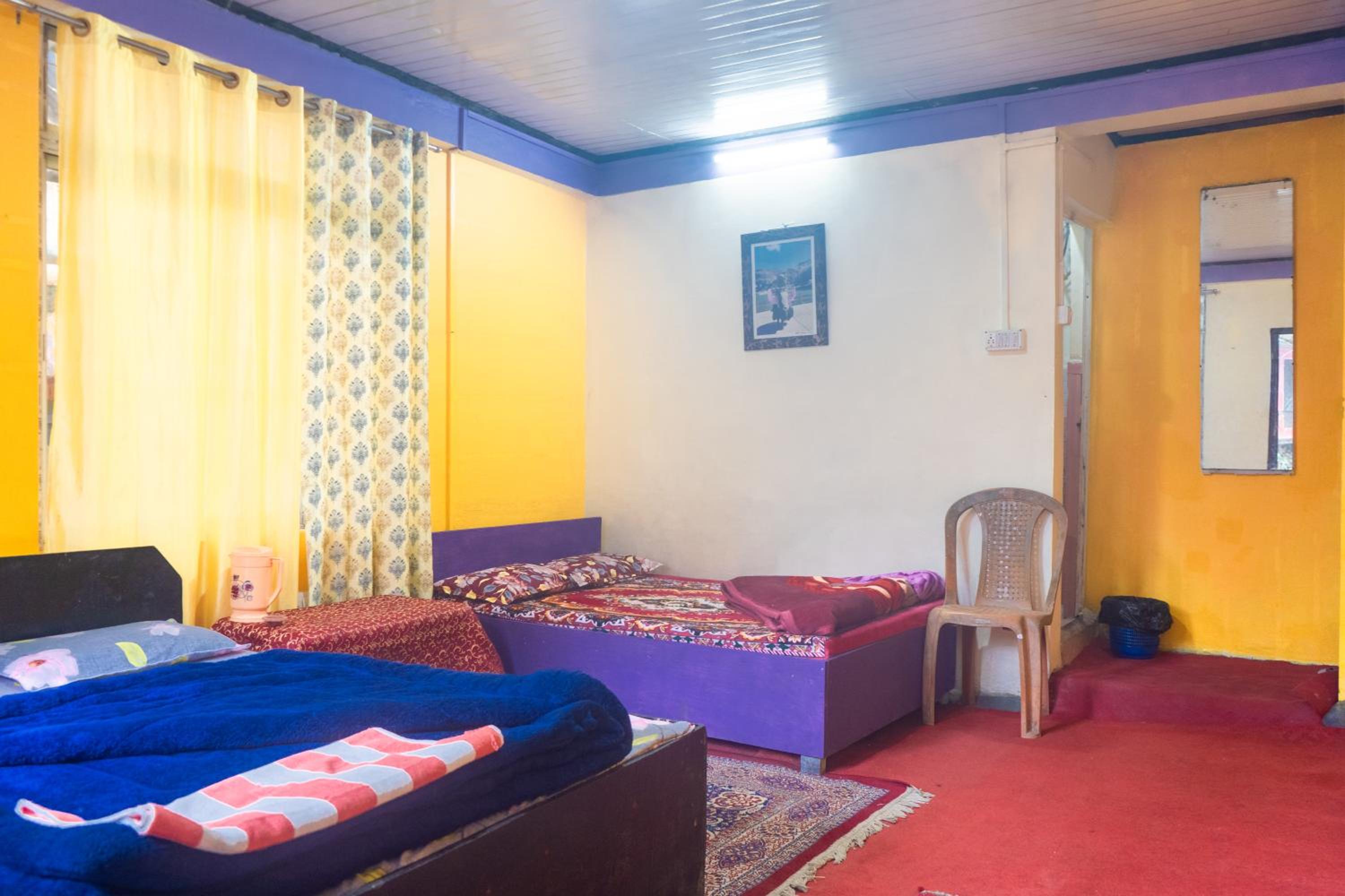Quadruple Room - Photo 9