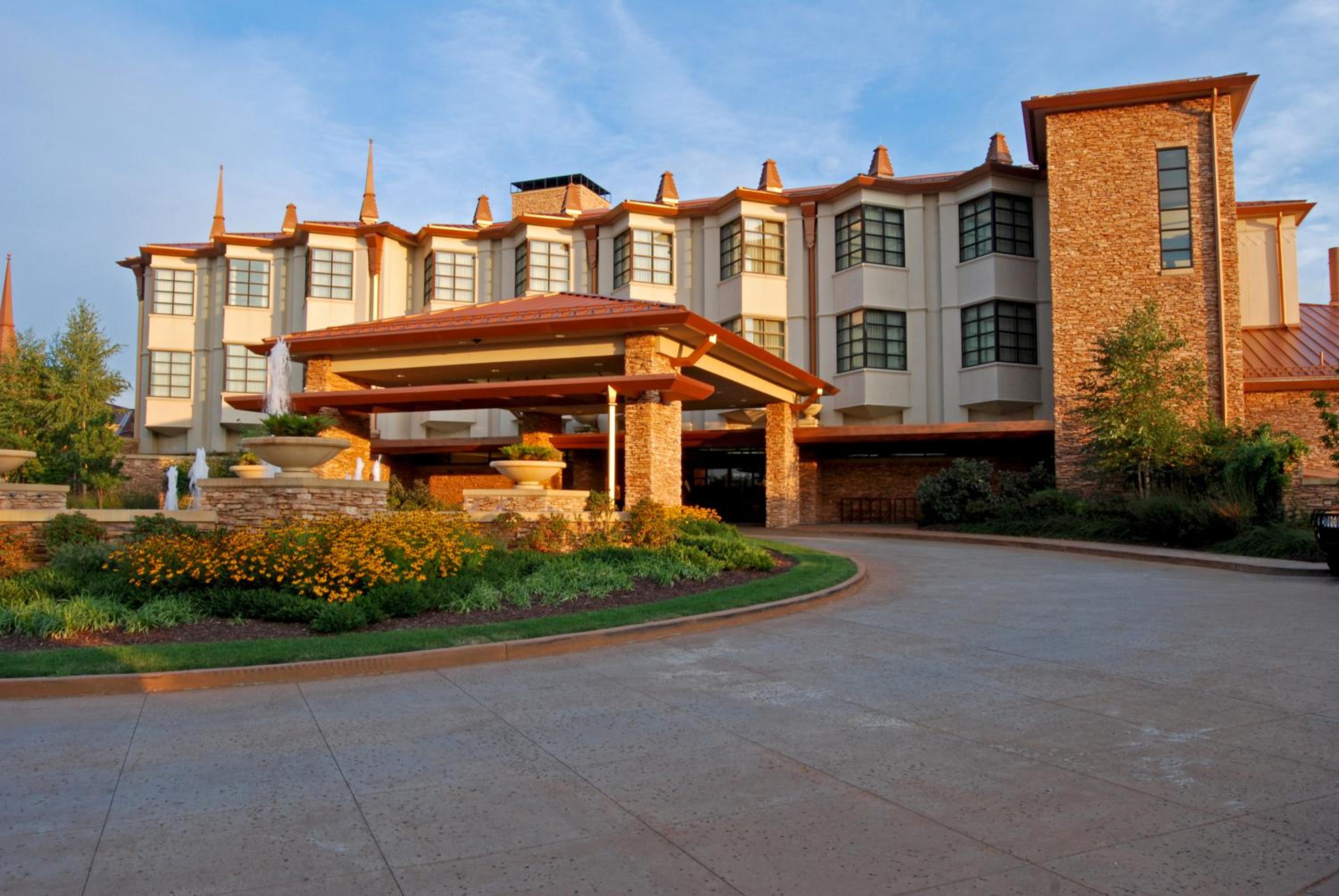 Falling Rock Luxury King ADA - Adult Only photo 3