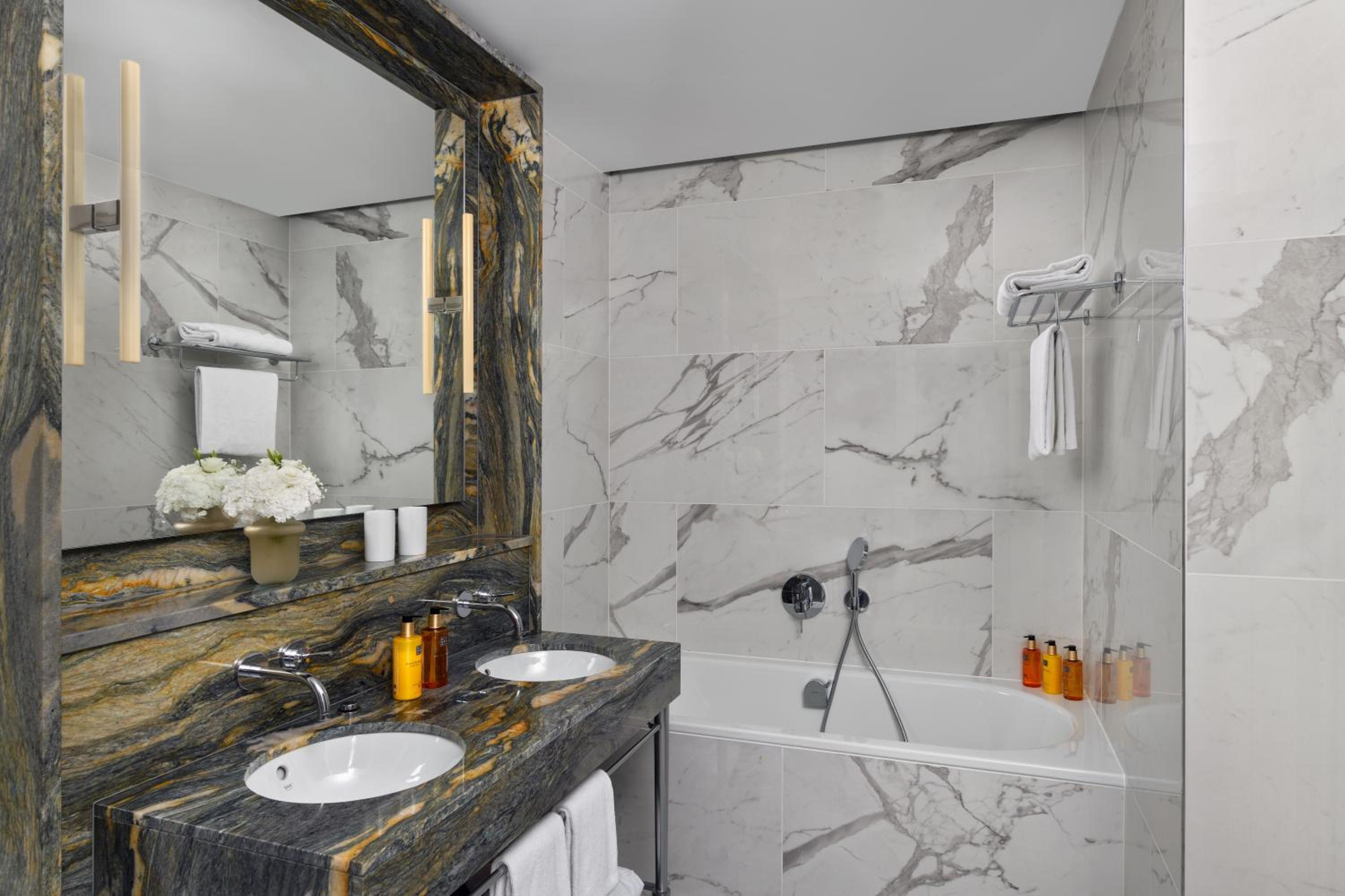 Traveler Junior Suite - Photo 2