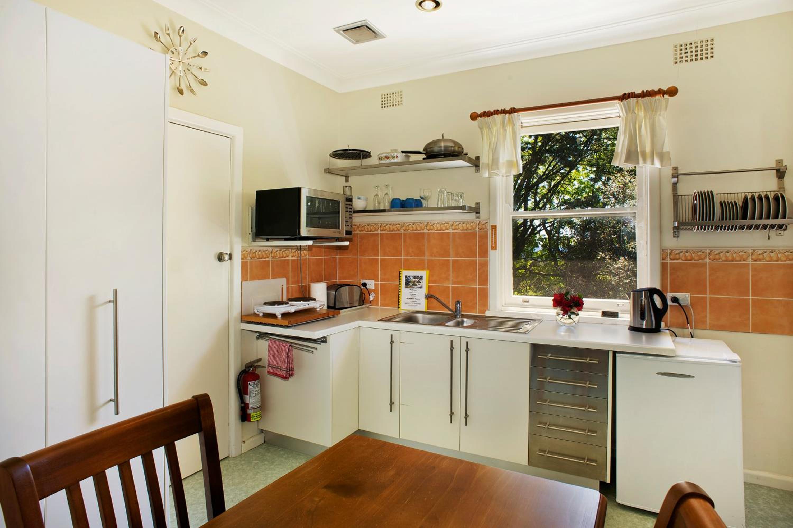 The Priest's Cottage - Photo 2