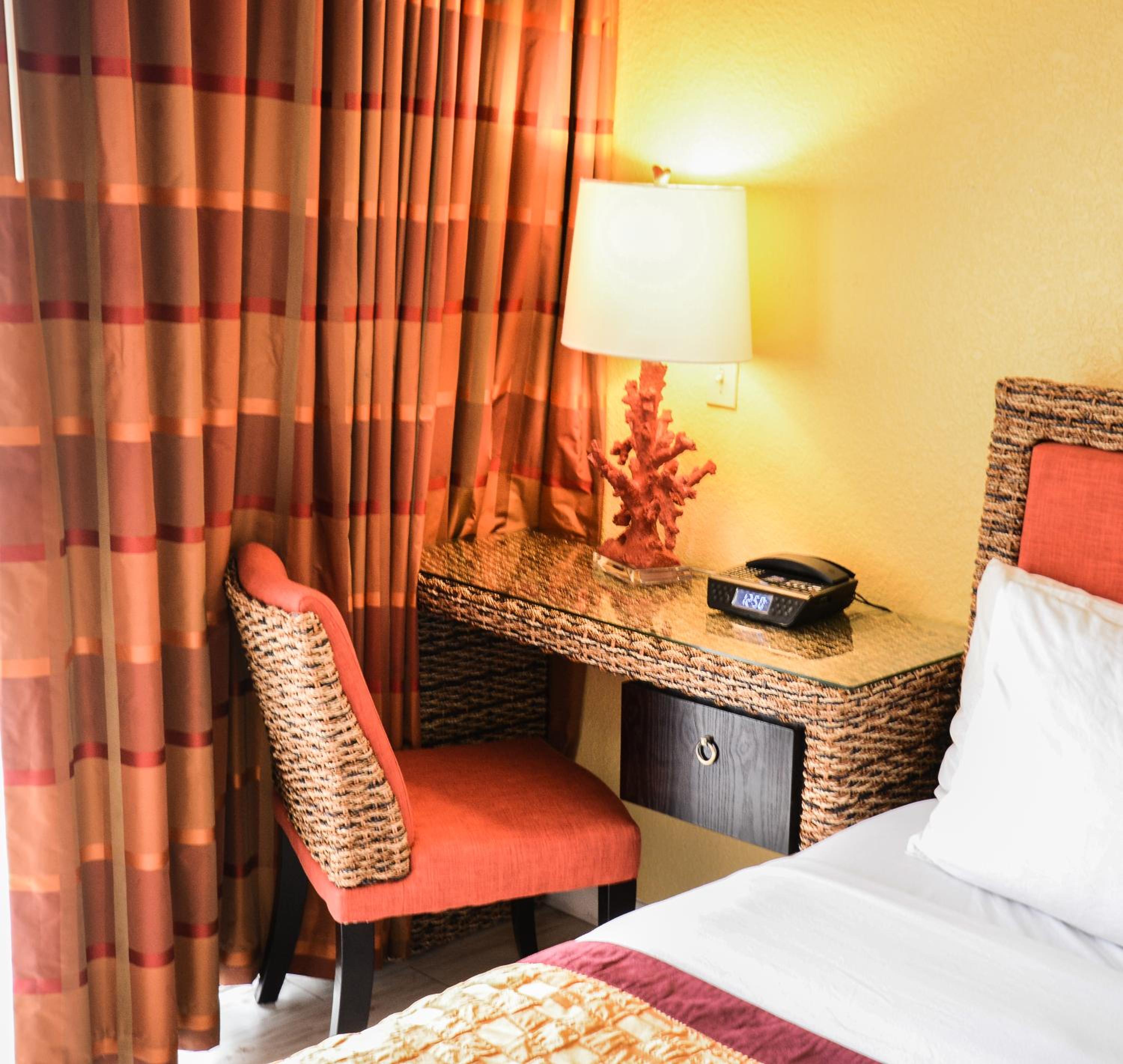 King Room with Ocean View - Photo 8