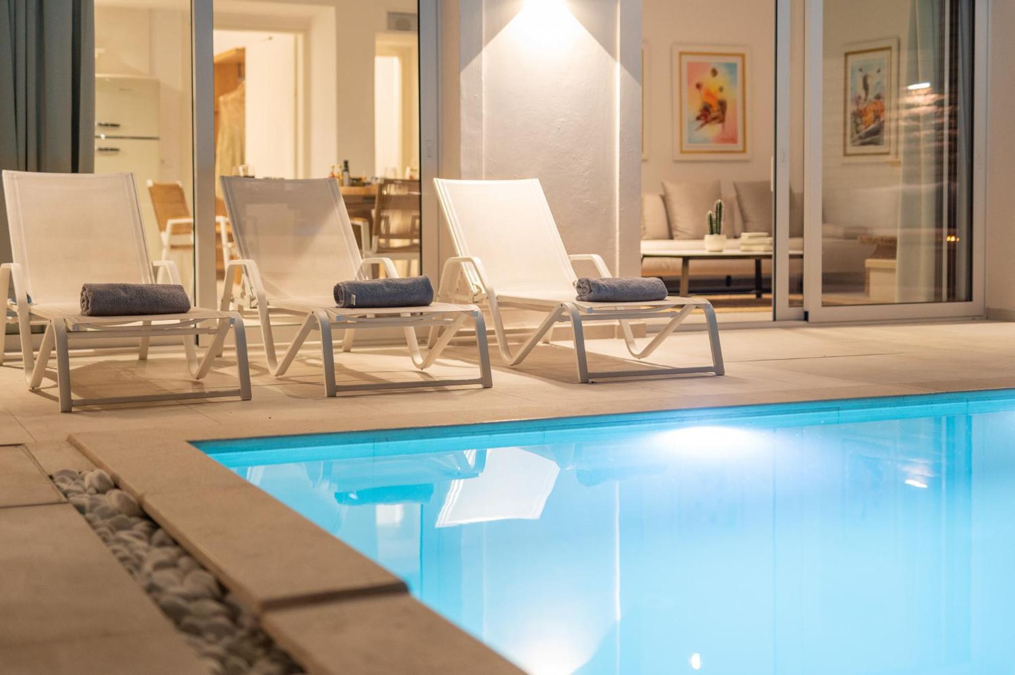 Suite With Pool View photo 2