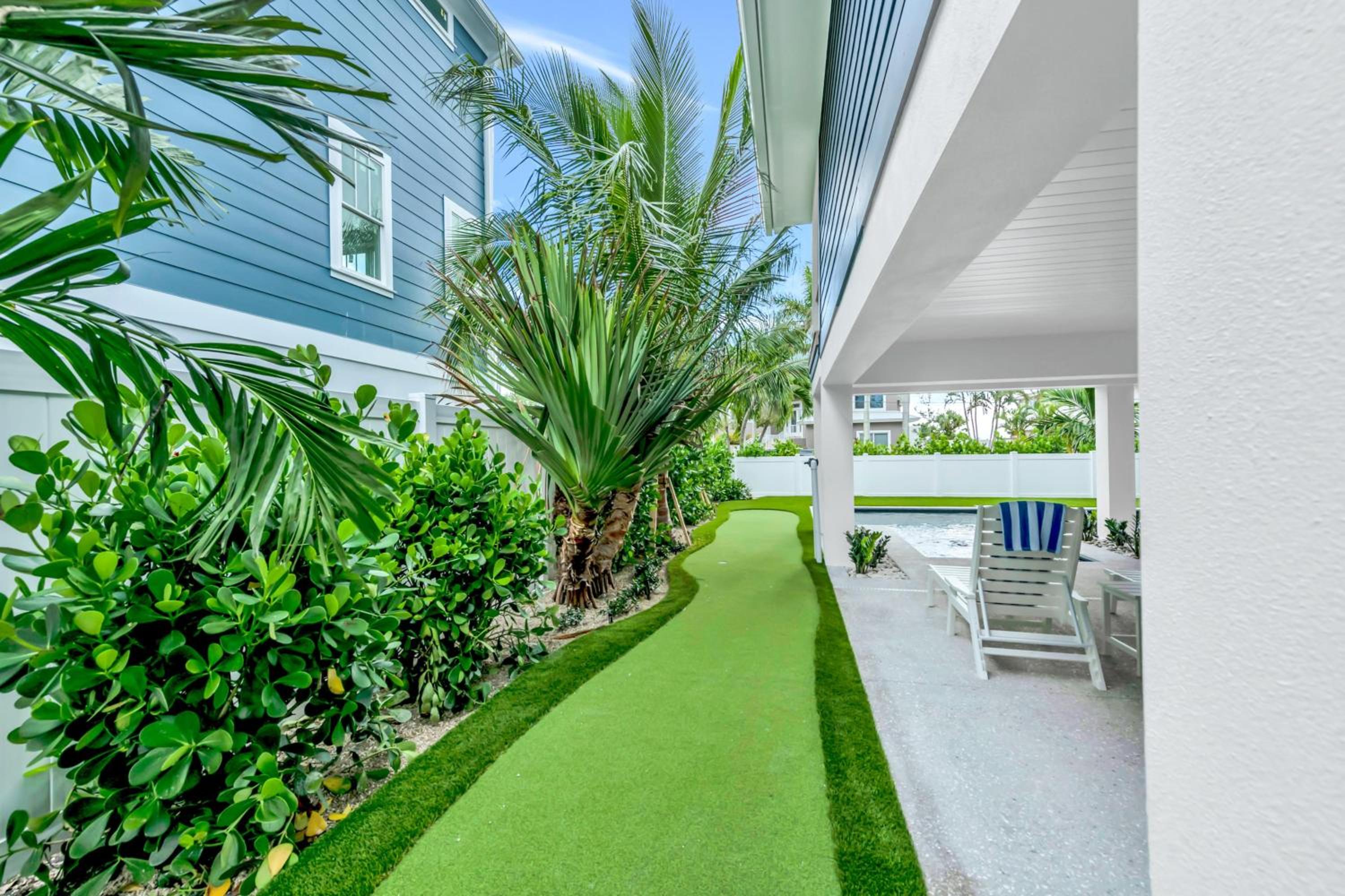 Three-Bedroom Vacation Home  photo 2