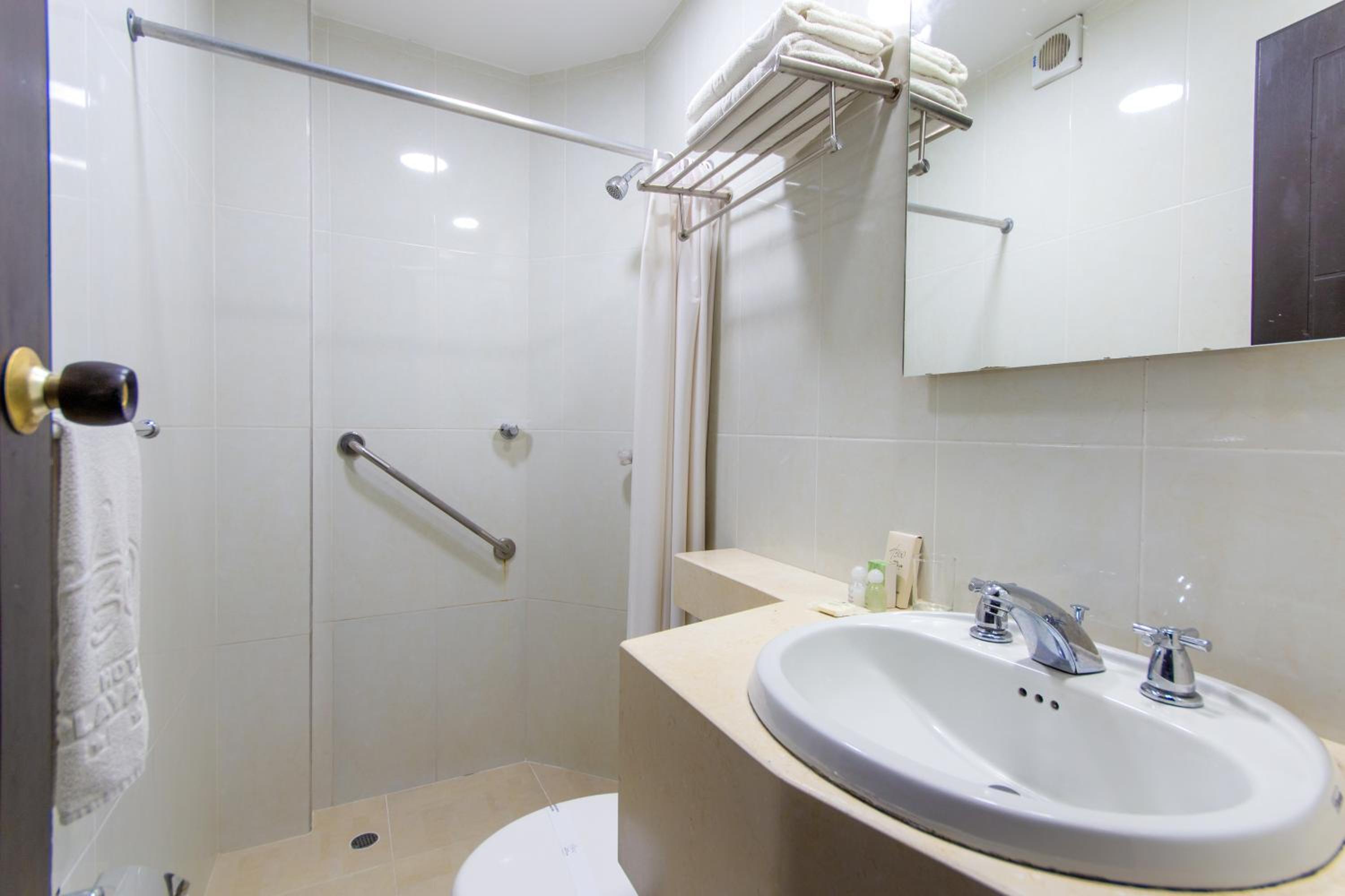 Junior Suite - Photo 1
