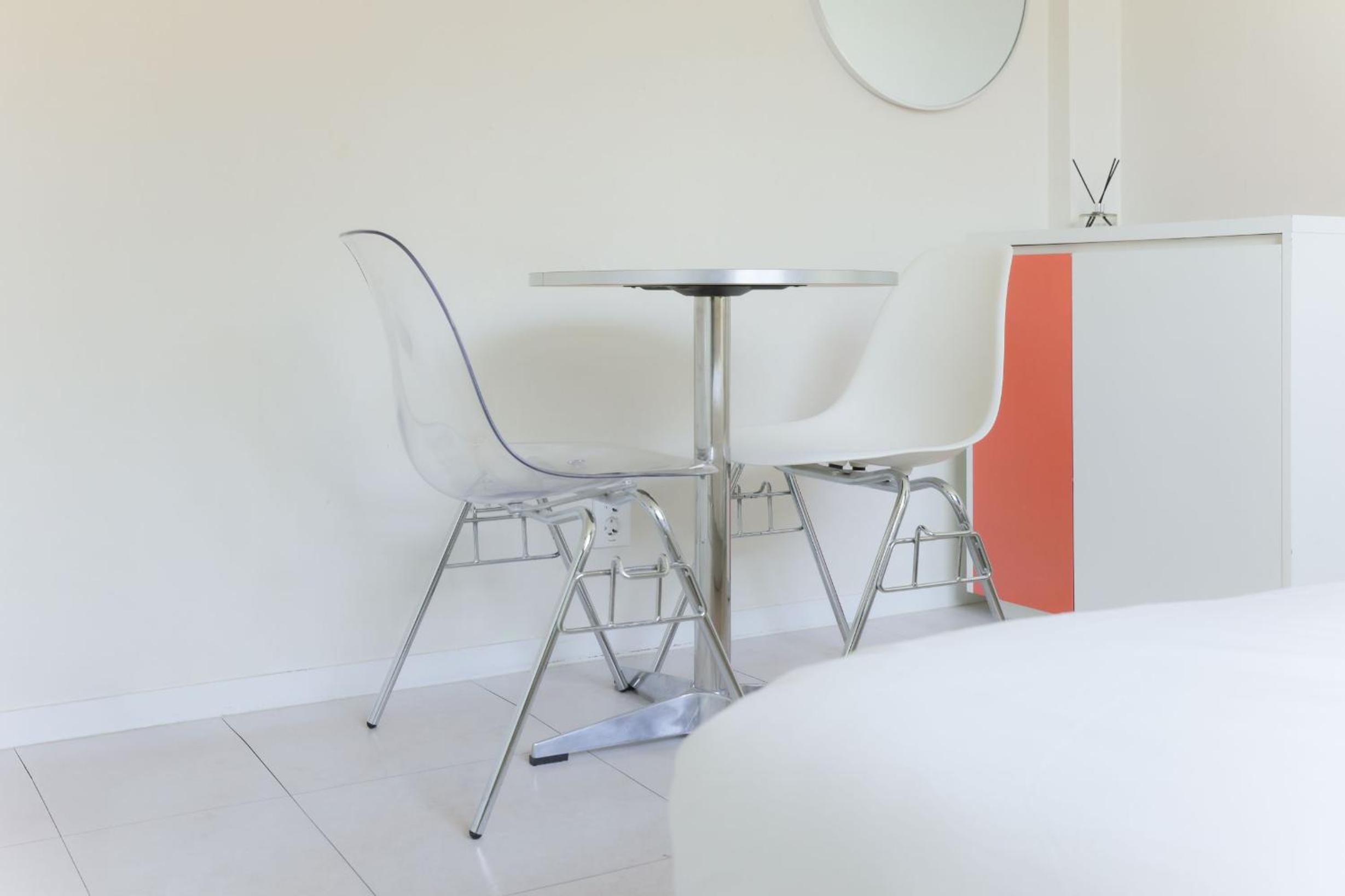 Standard Room - Photo 9