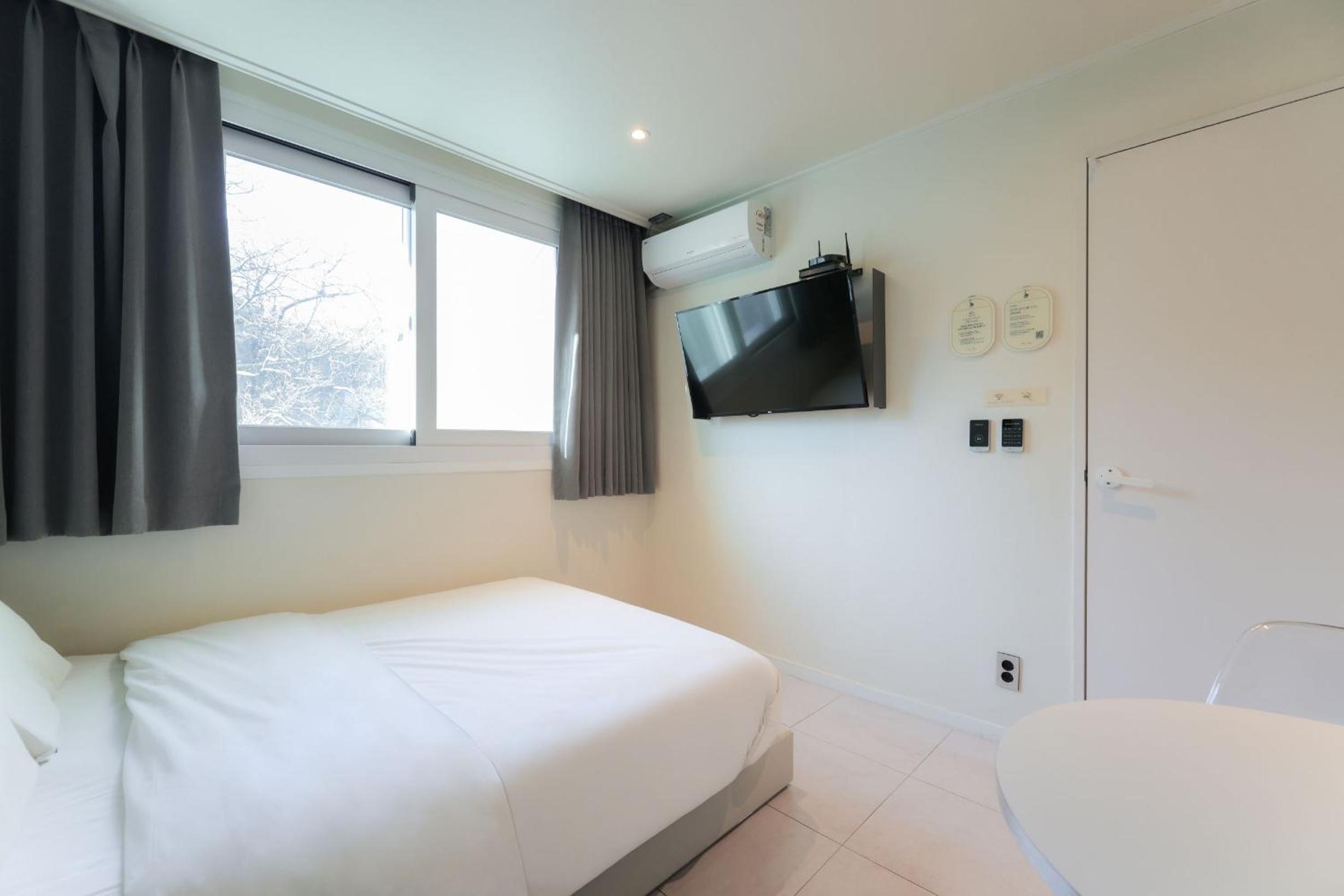 Standard Room - Photo 2