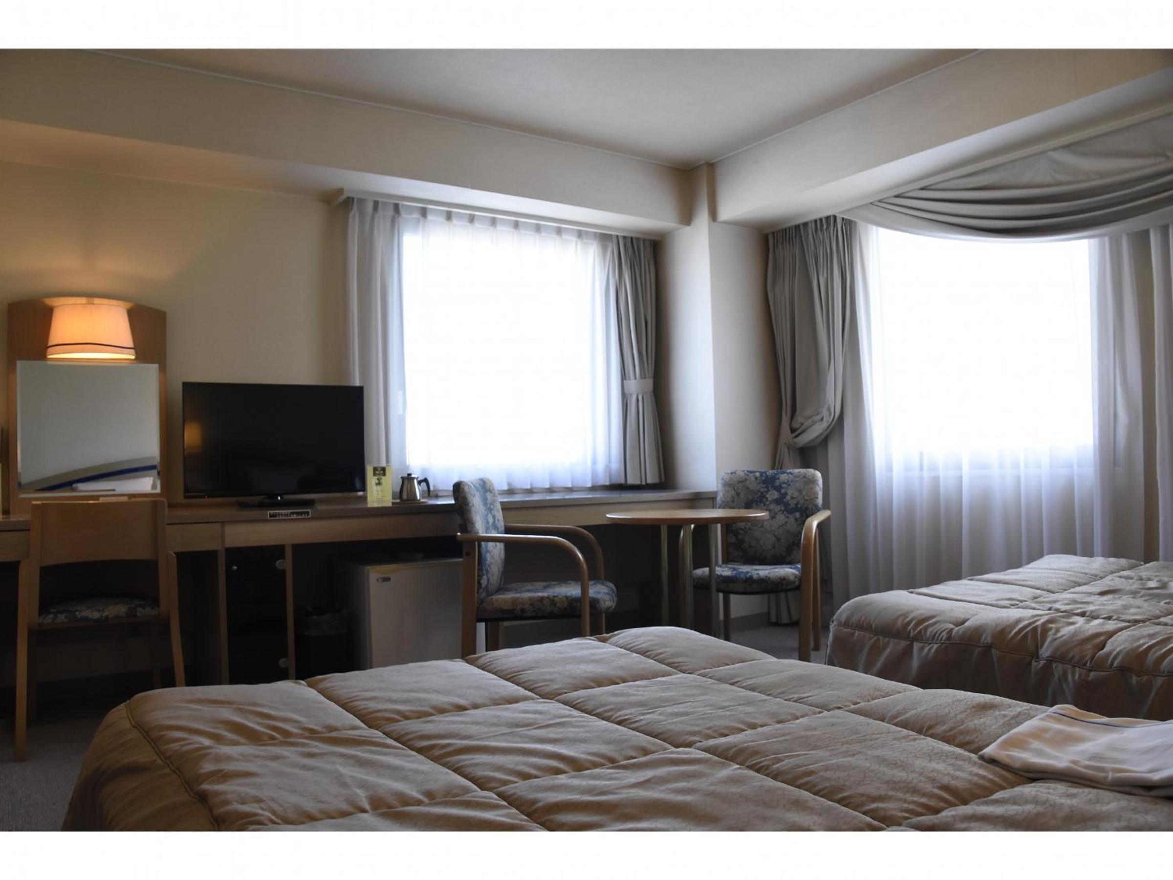 Twin Room - Photo 7