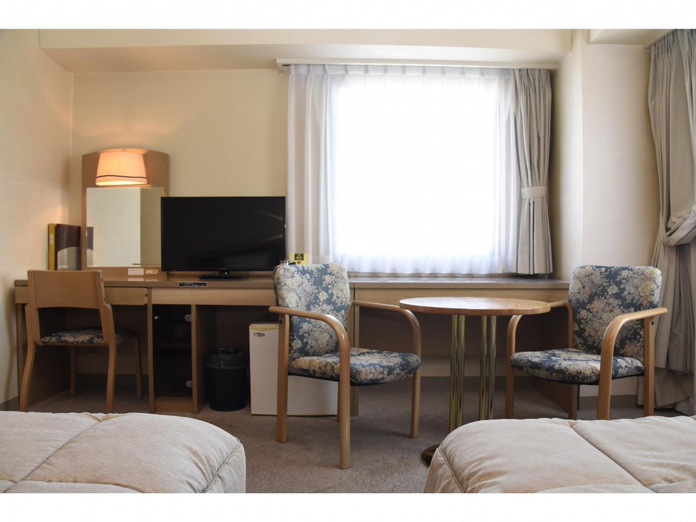 Twin Room - Photo 1