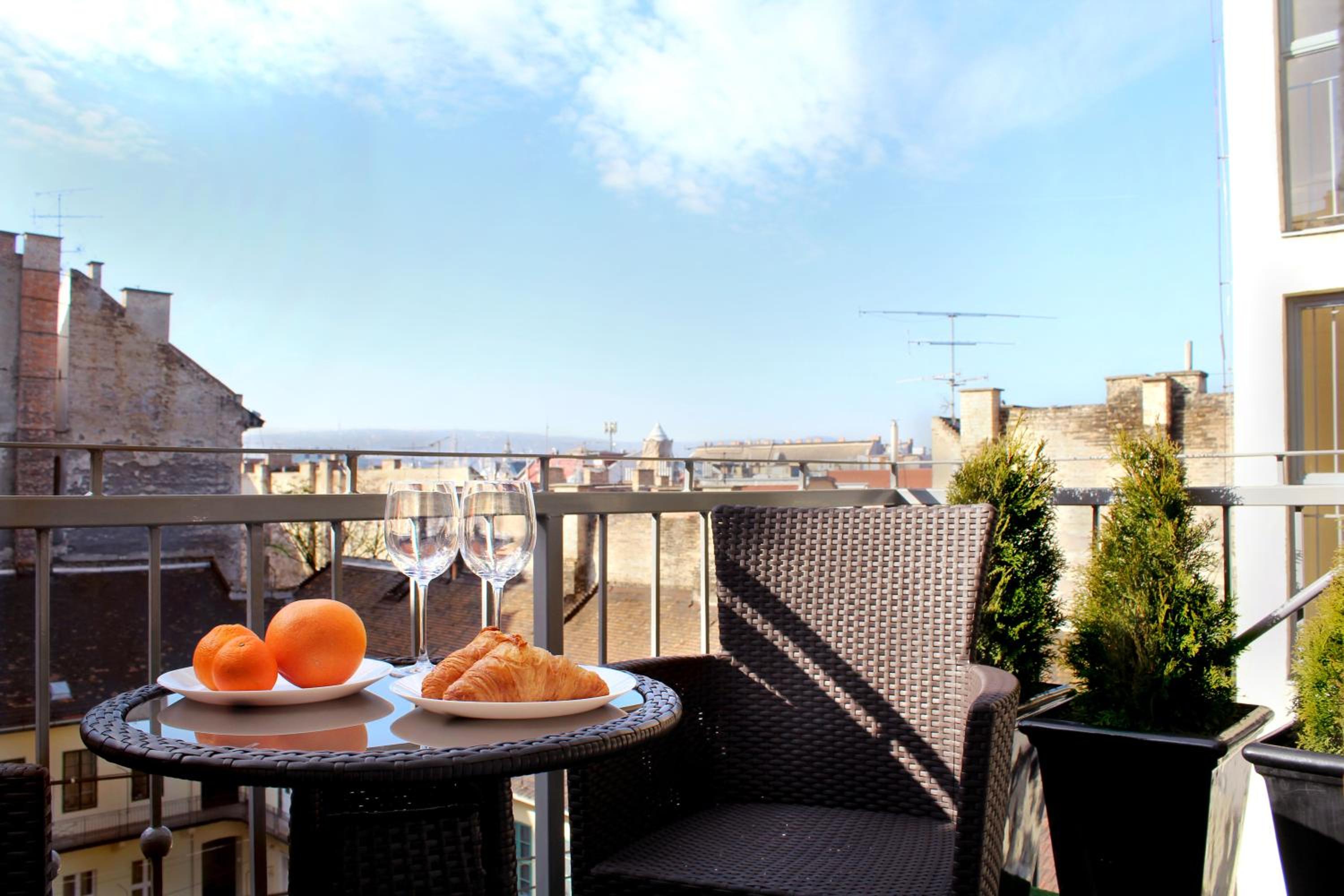 Apartment With Balcony