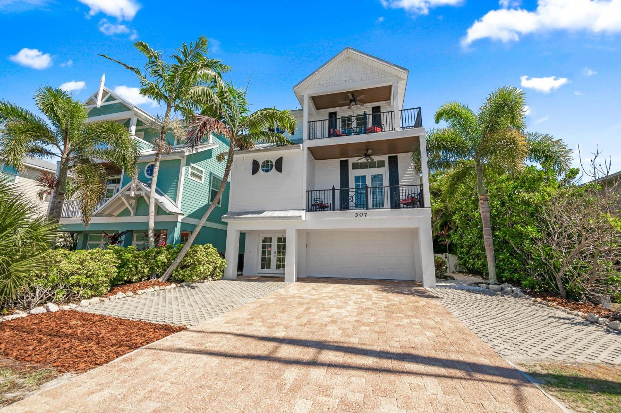 Six-Bedroom Holiday Home photo 2