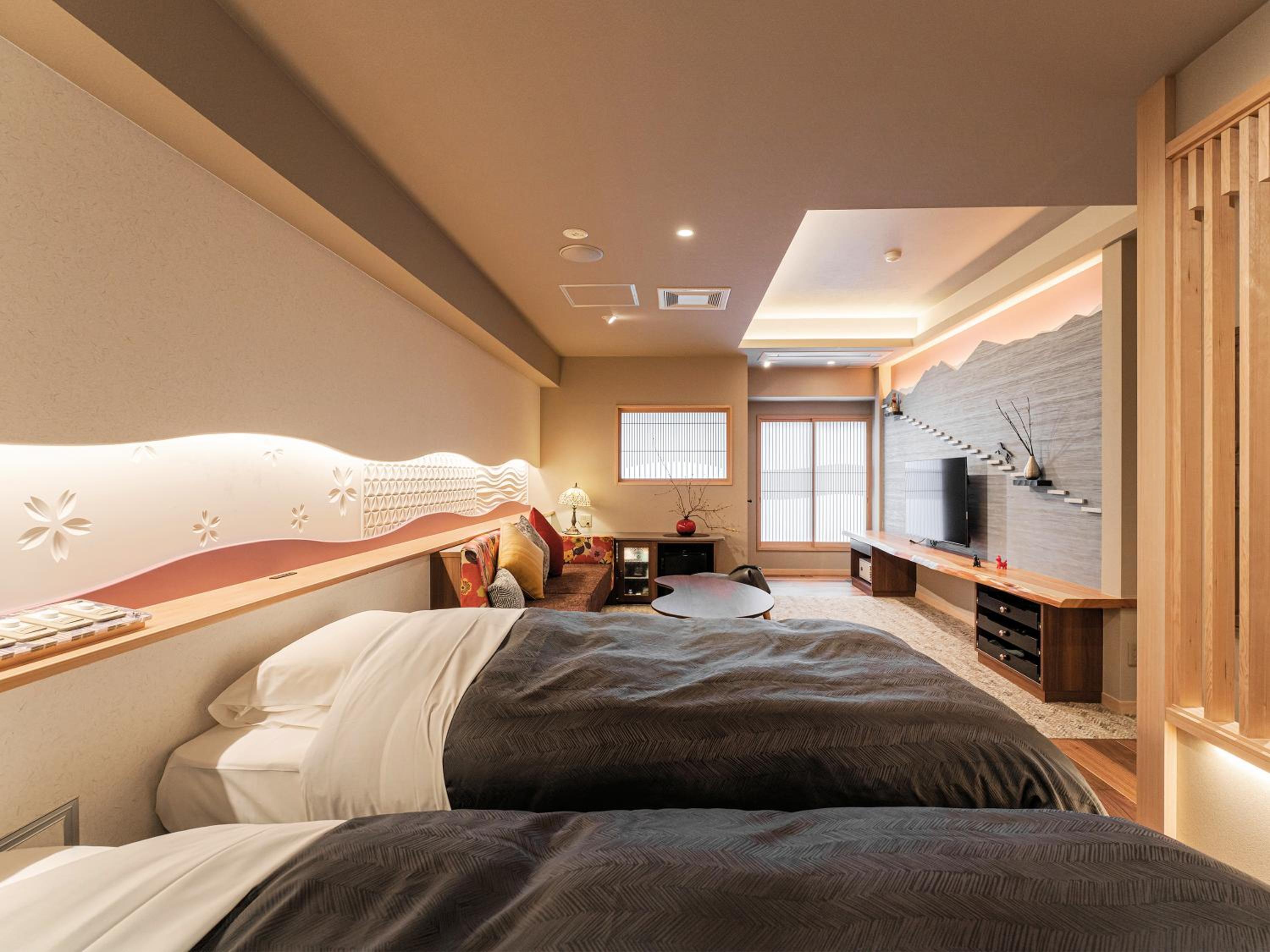 Twin Room with Private Bathroom