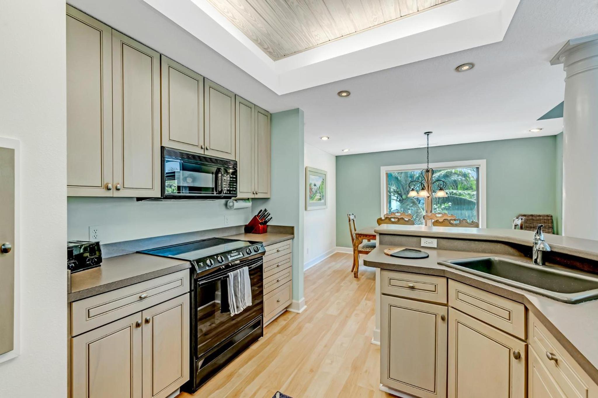 Three-Bedroom House photo 2