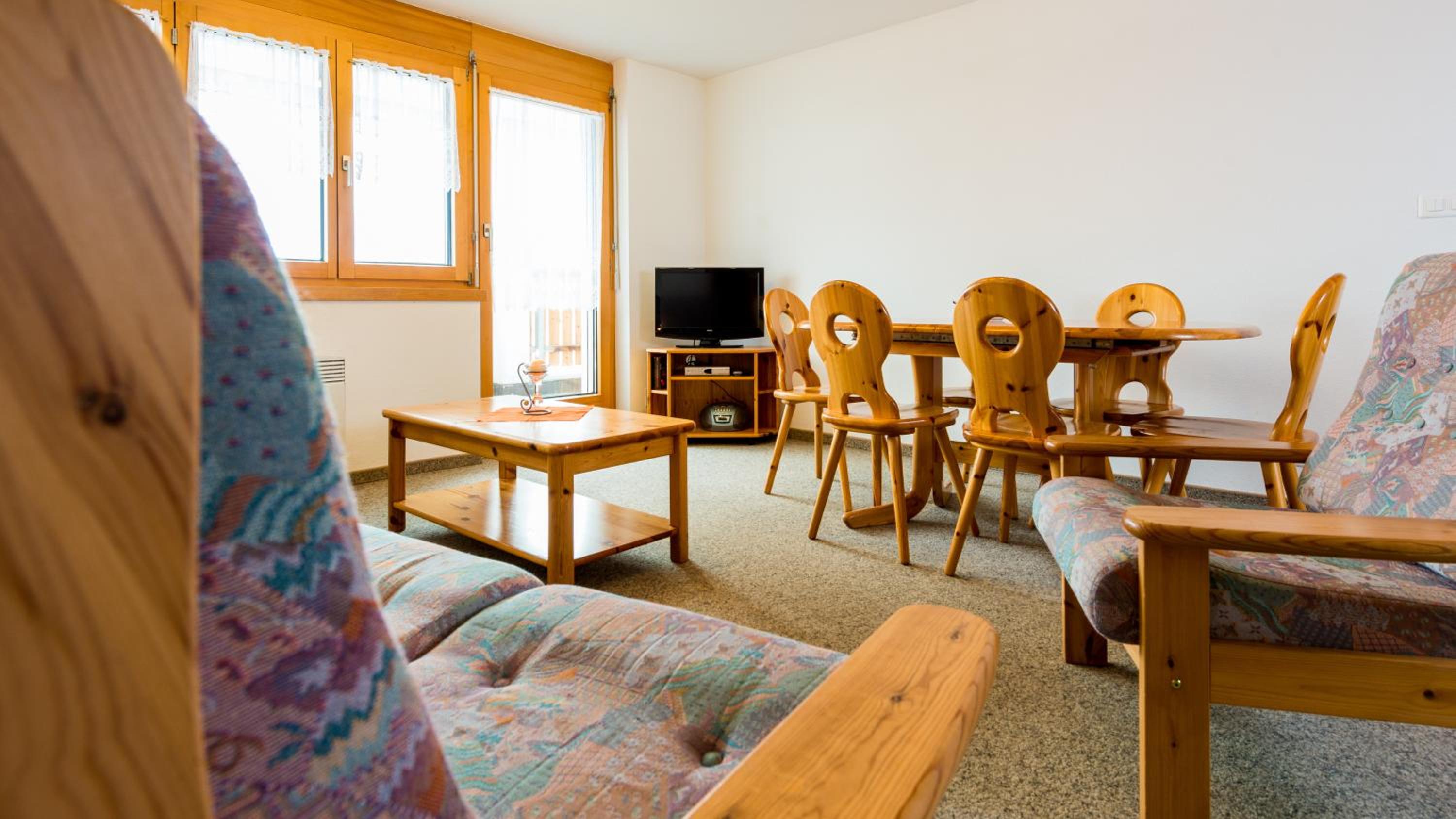 Three-Bedroom Apartment photo 2