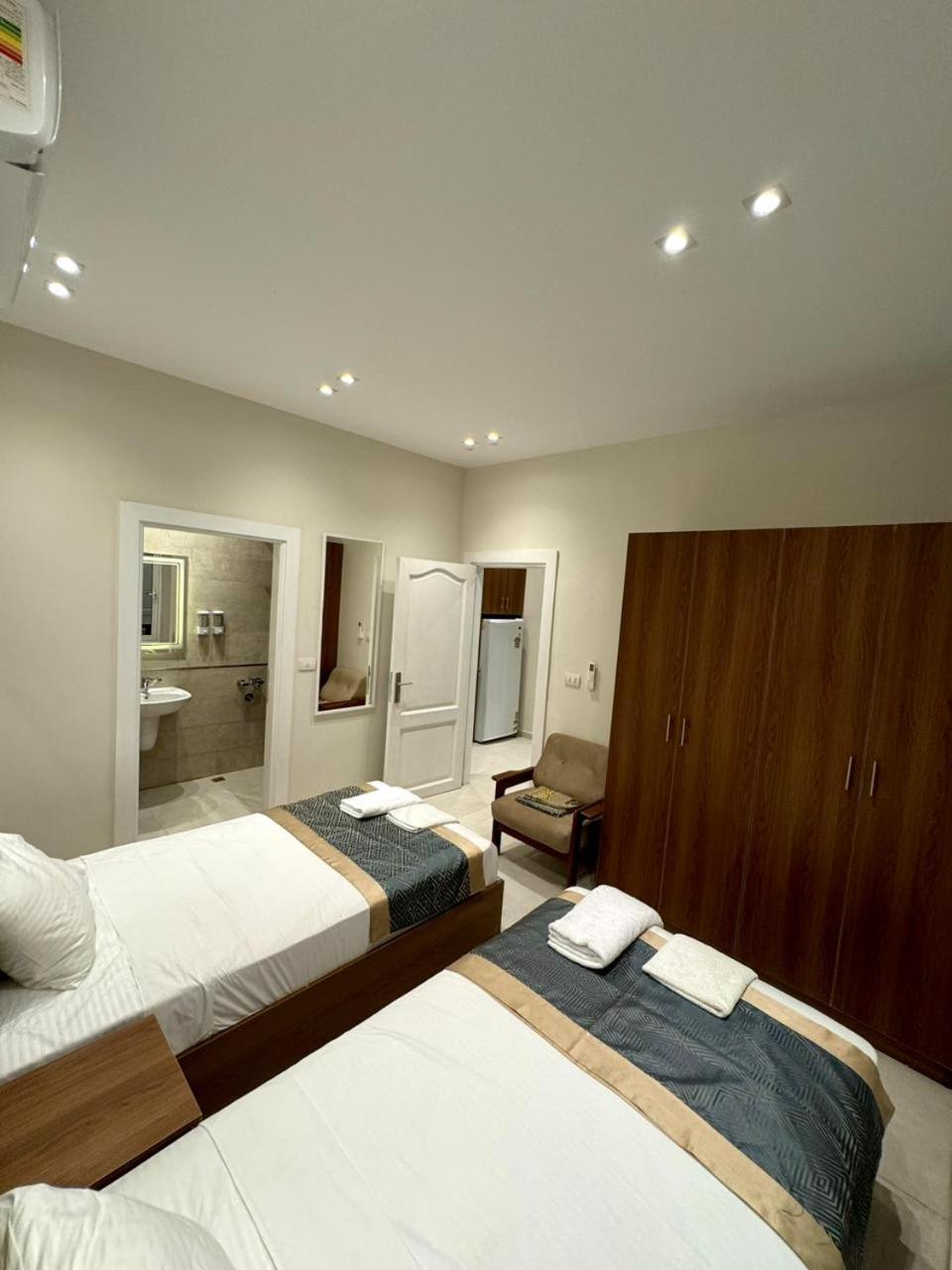 Suite photo 1