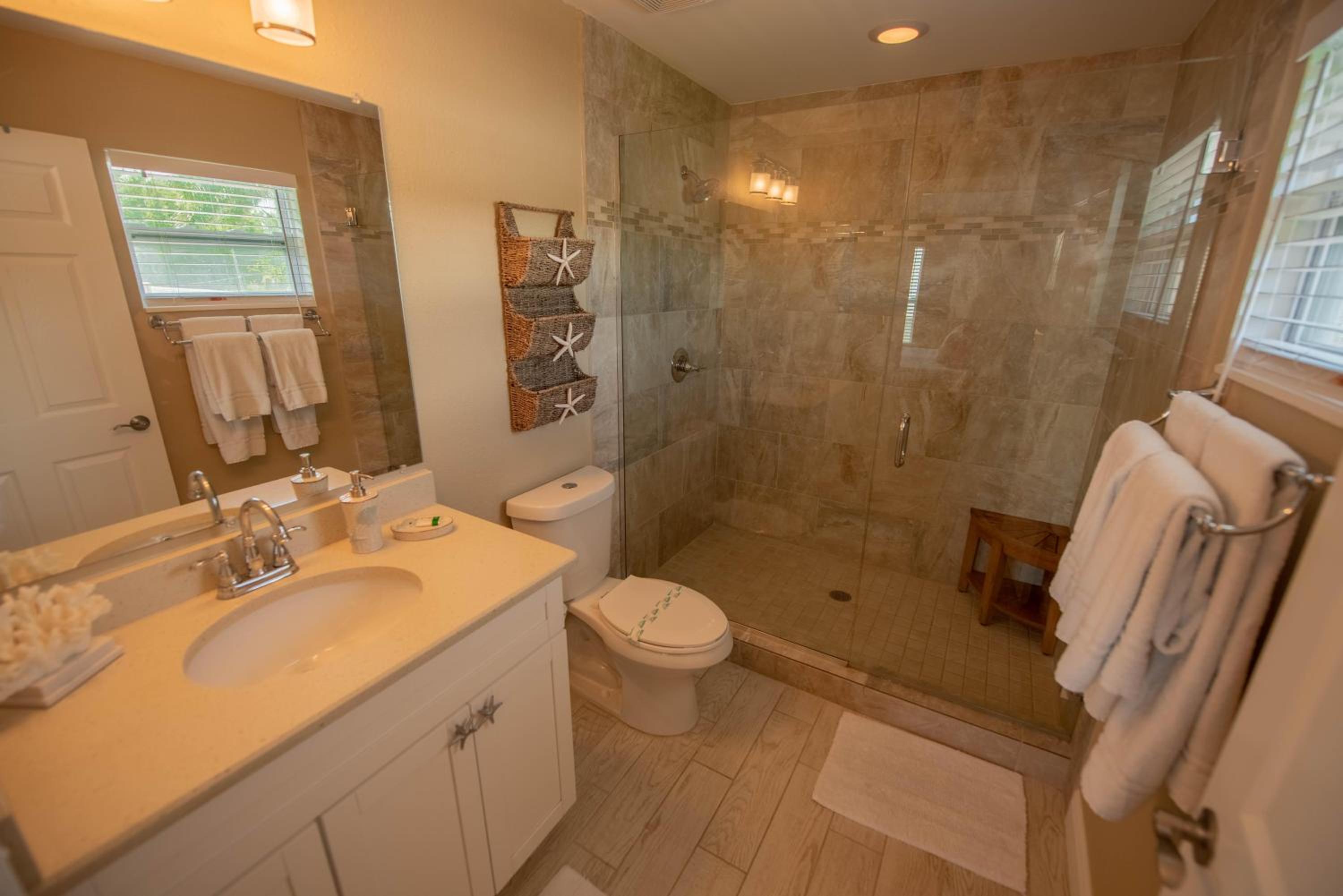 Three-Bedroom House photo 2