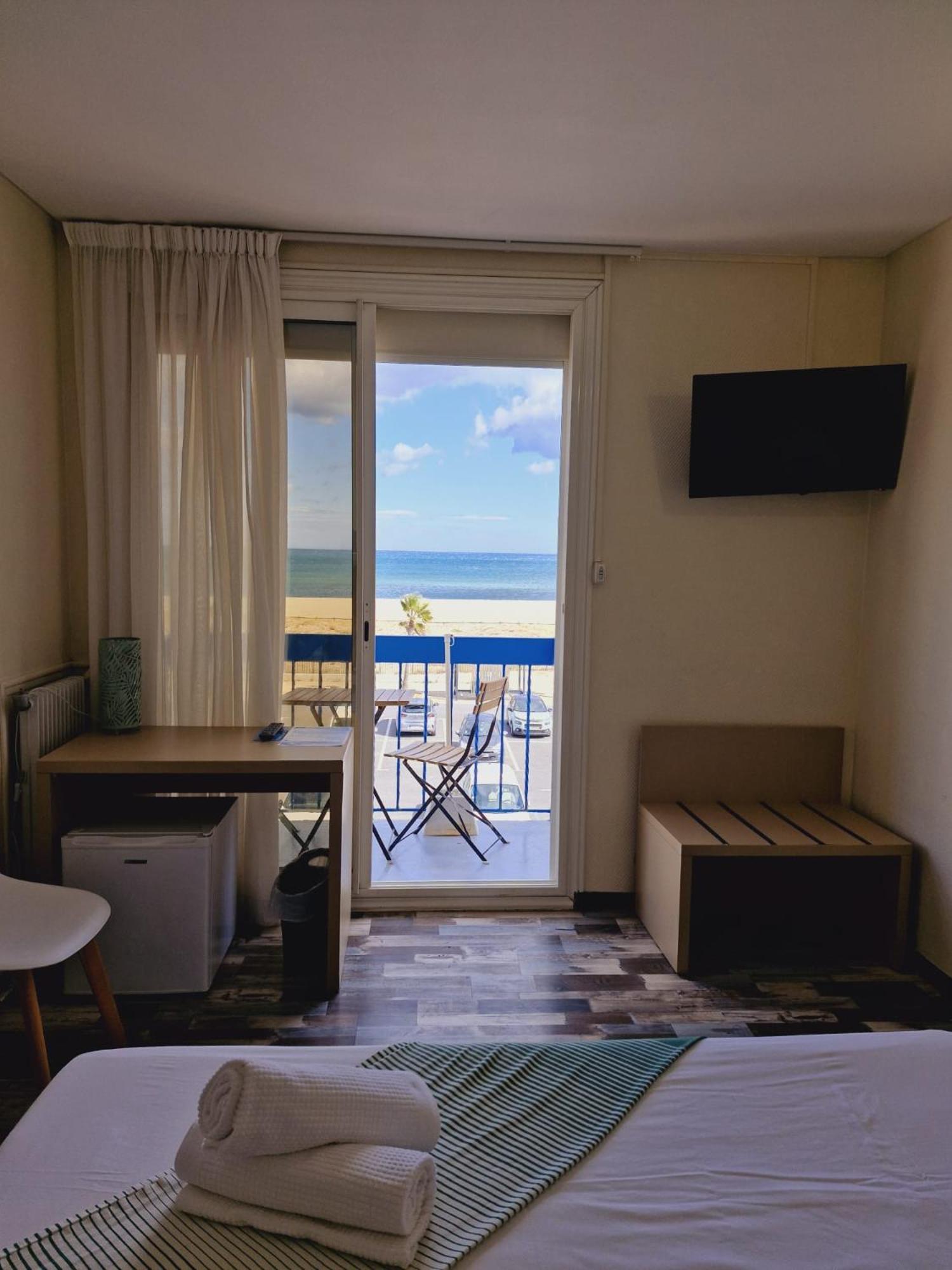 Double Room with Balcony photo 1