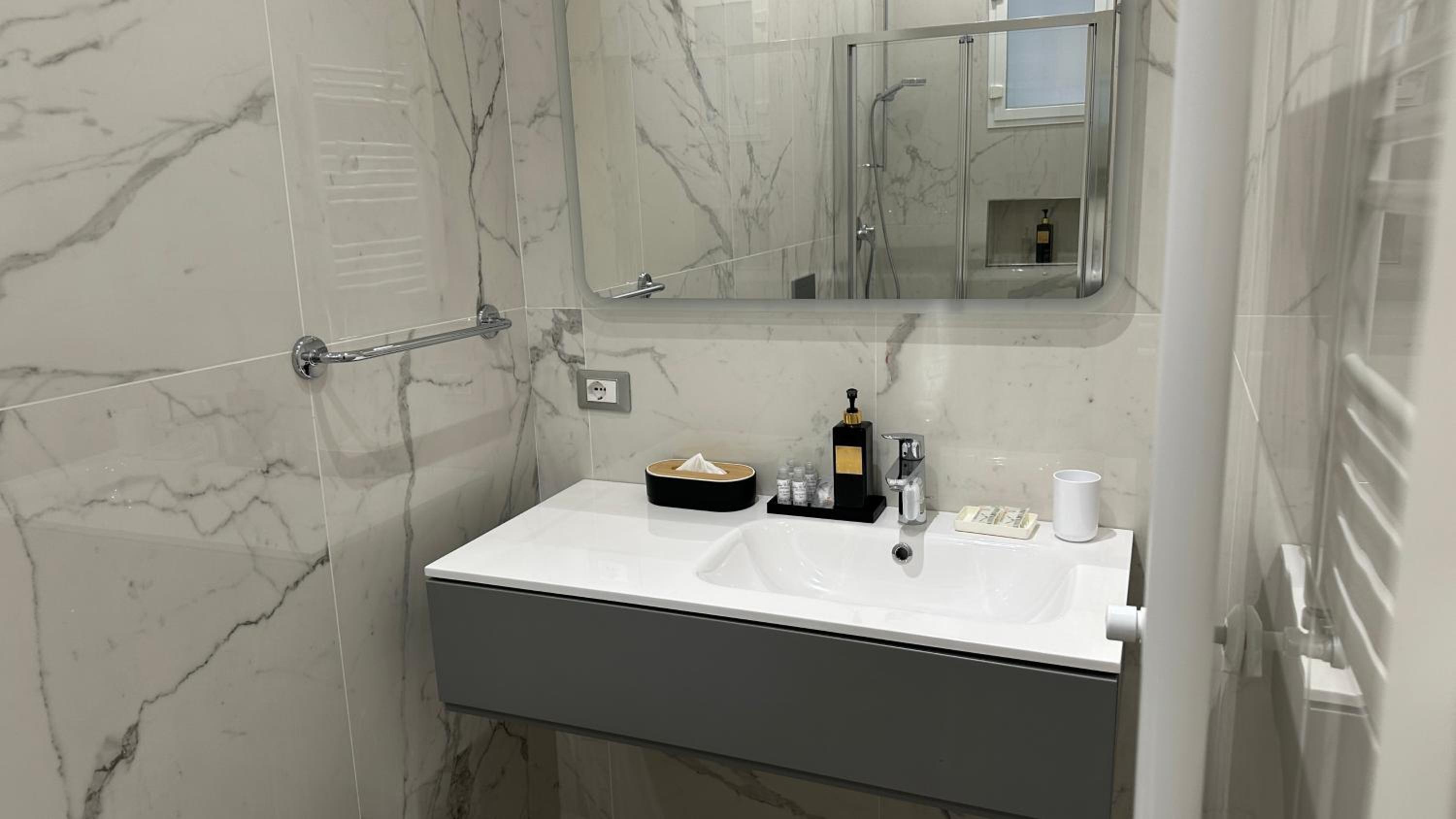 Comfort Triple Room with Shower photo 2