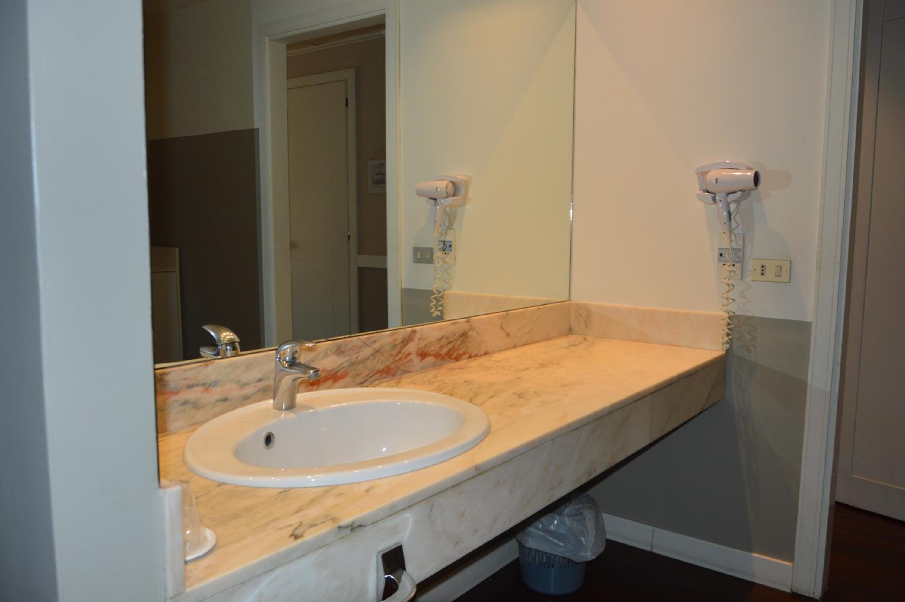 Superior Queen Room with Two Queen Beds