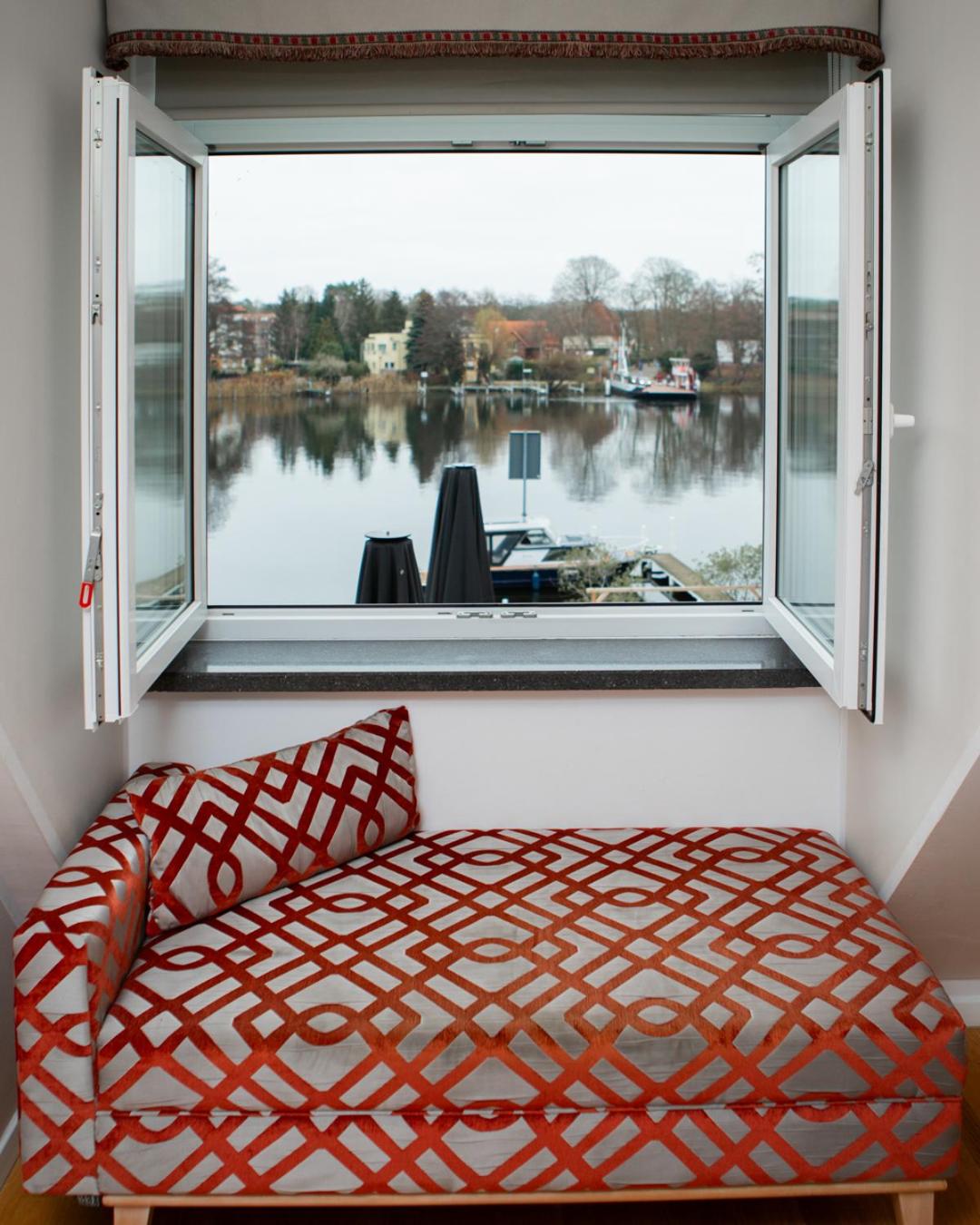 Deluxe Double Room with Sea View photo 3