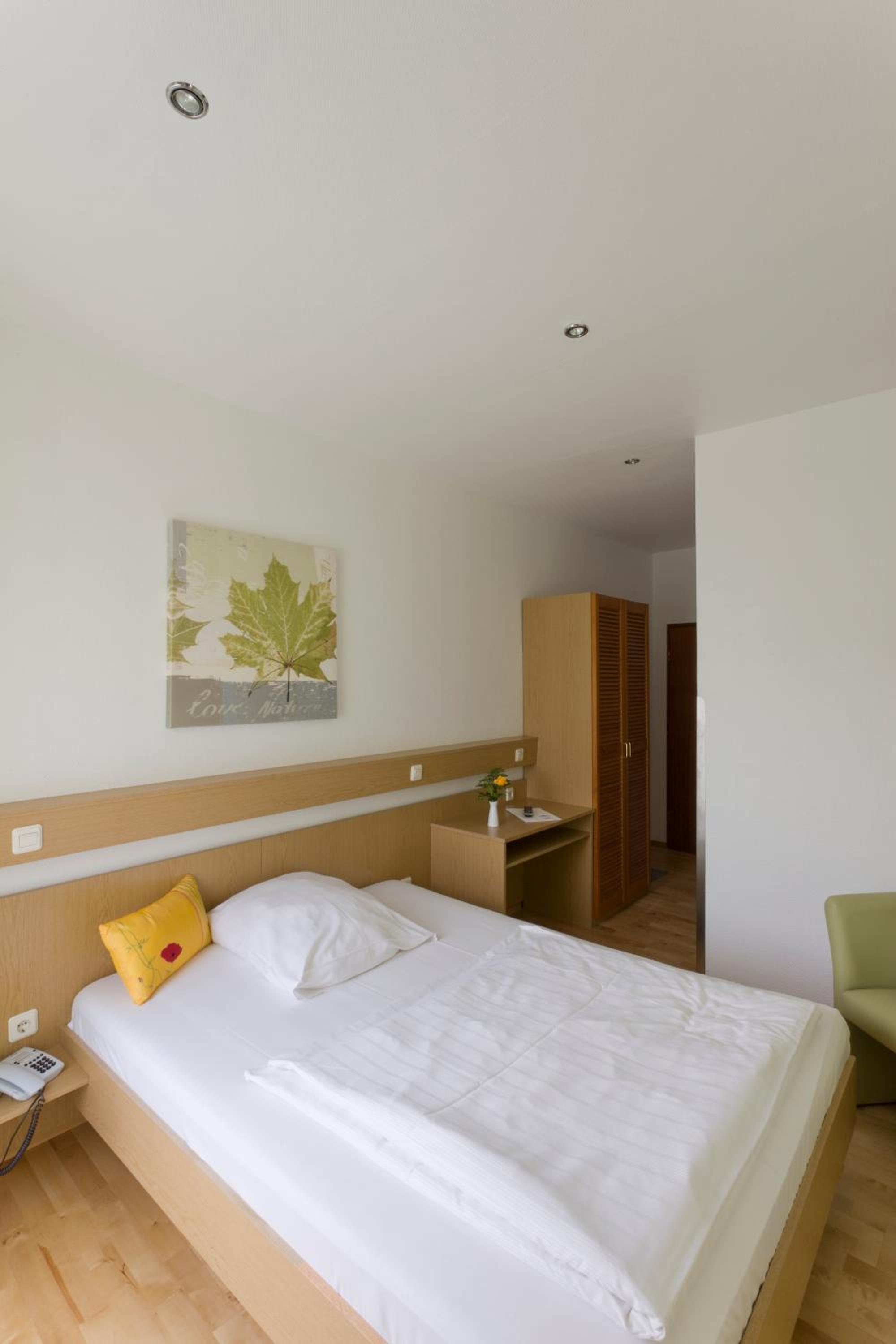 Single Room photo 1