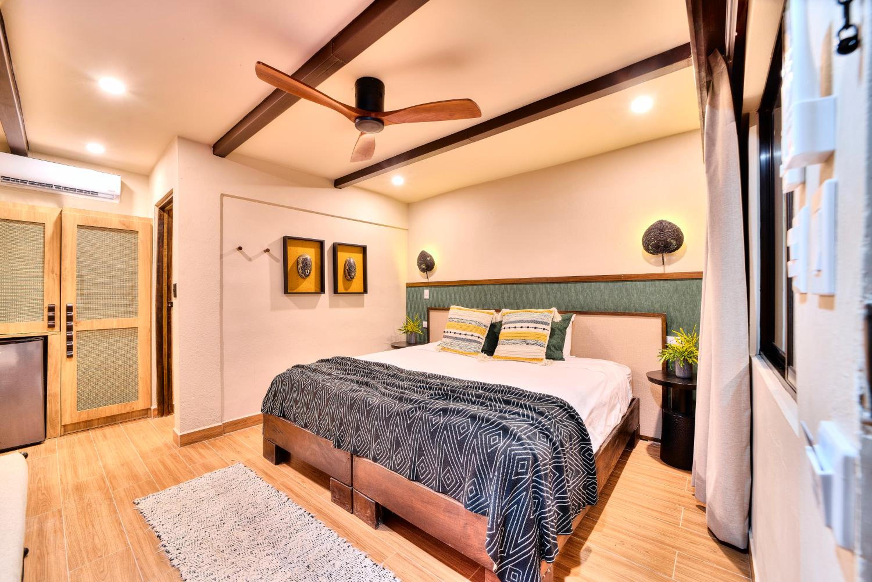 Deluxe Double or Twin Room photo 3