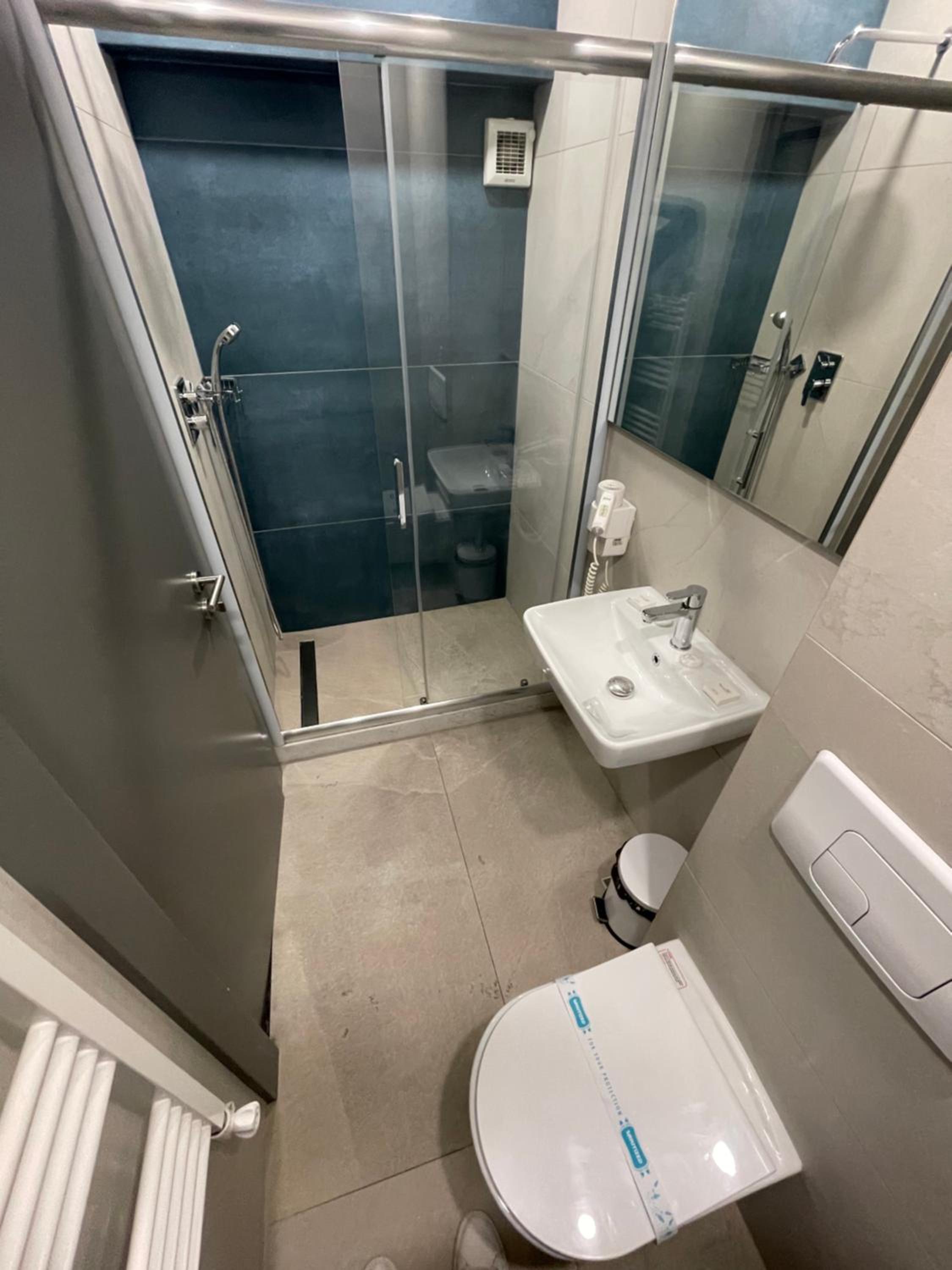 Economy Double or Twin Room photo 2