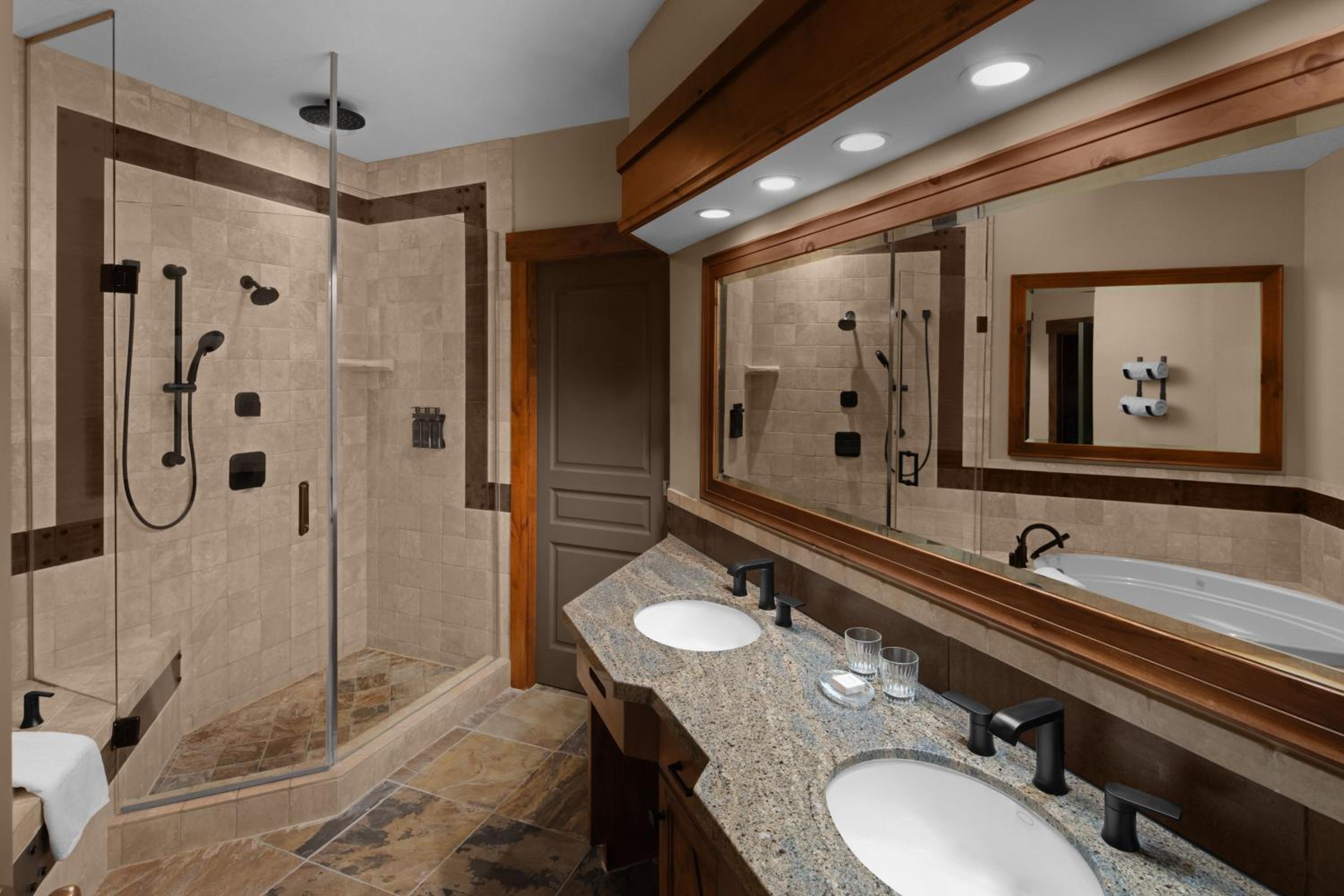 Grand Luxury, 1 Bedroom Suite, 1 King, Sofa bed, Fireplace - Photo 5