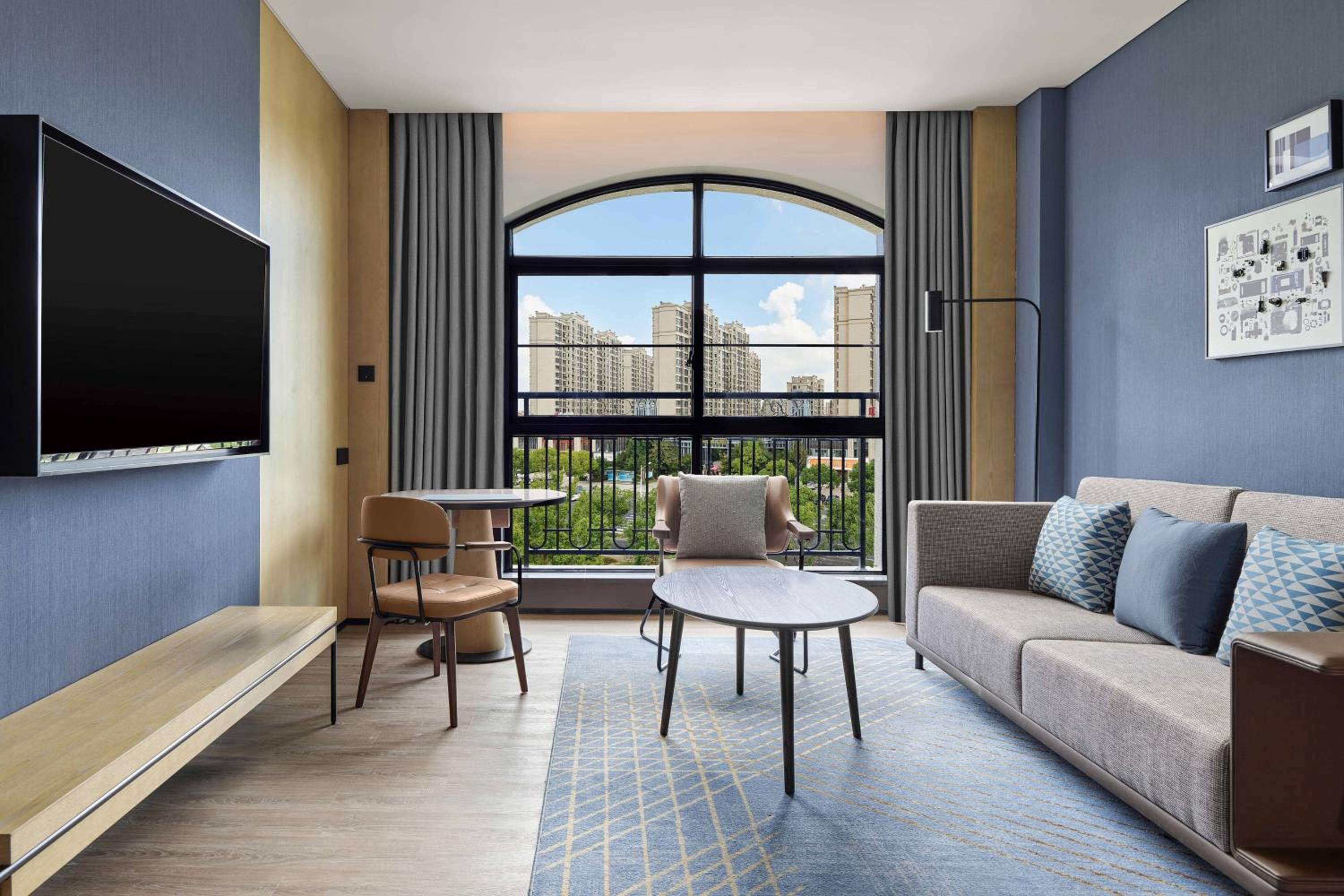Standard Suite