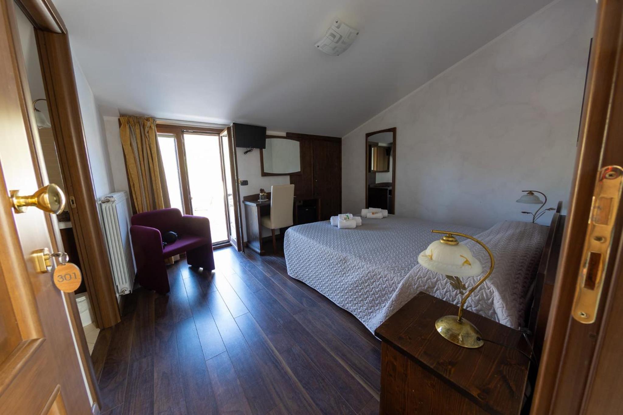Double Room with Balcony