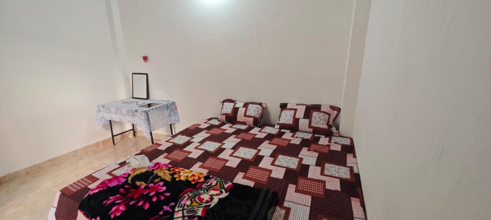 Double Room with Shared Toilet