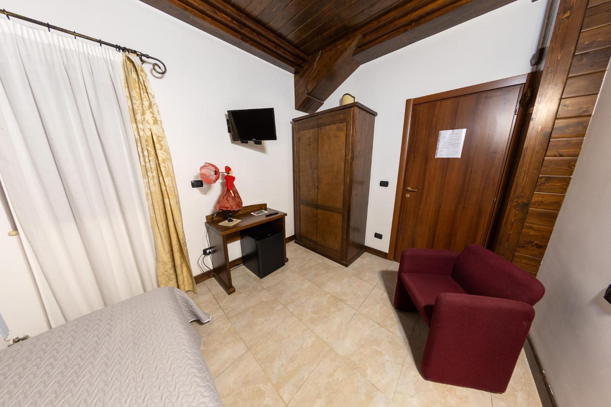 Economy Double or Twin Room photo 1