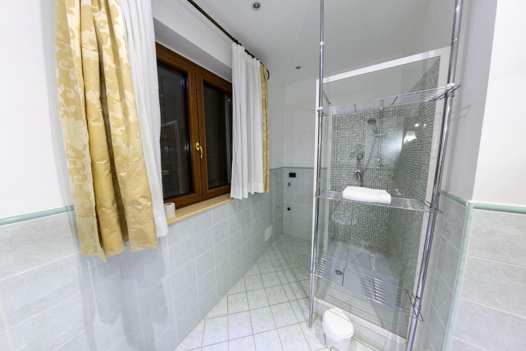 Triple Room with Terrace photo 3