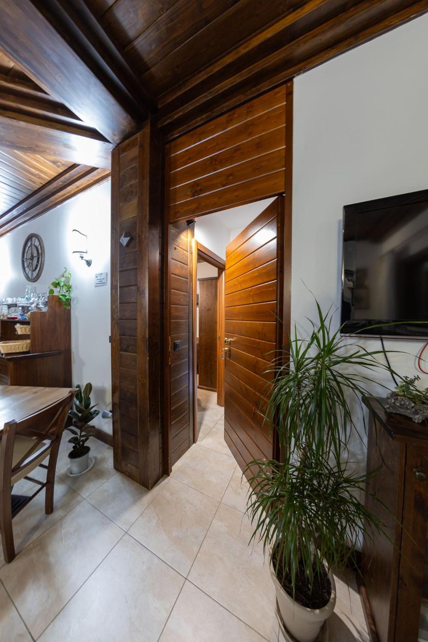 Economy Double or Twin Room photo 3