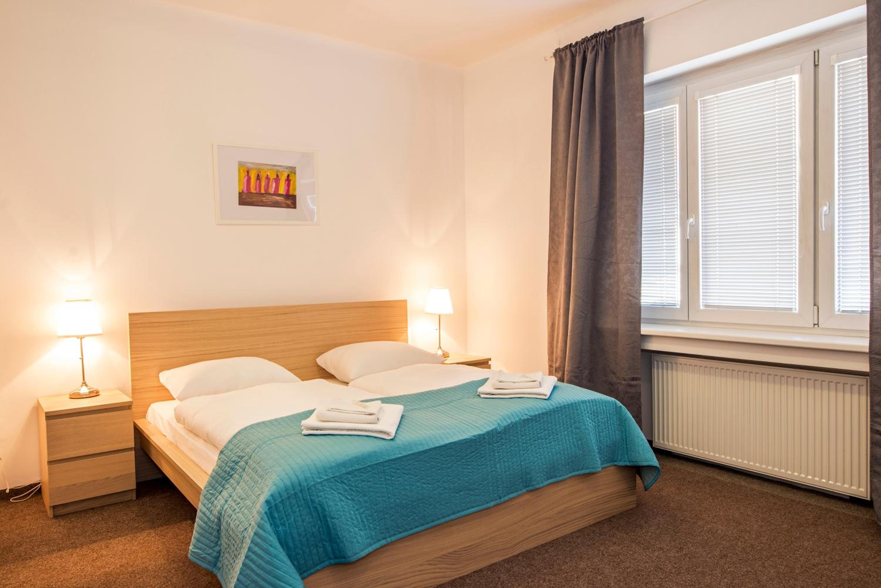 Double Room - Photo 7