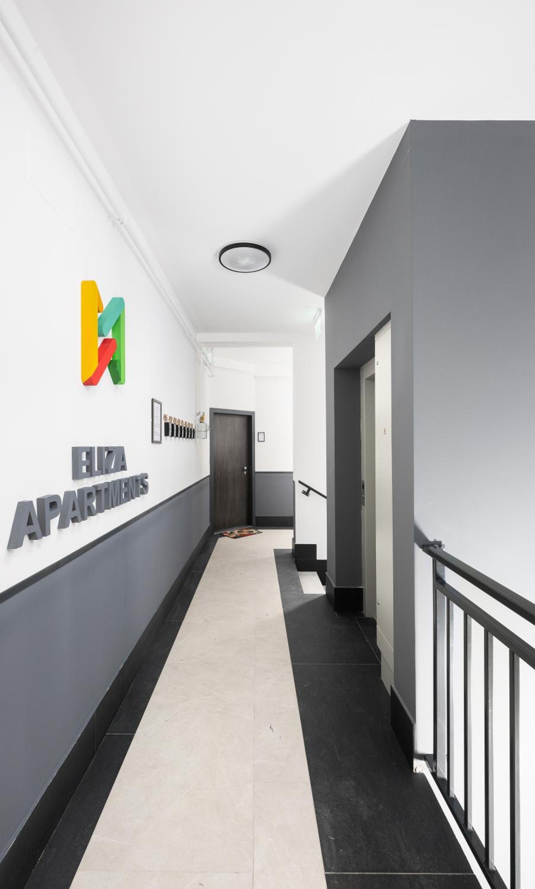 One-Bedroom Apartment with Balcony photo 1