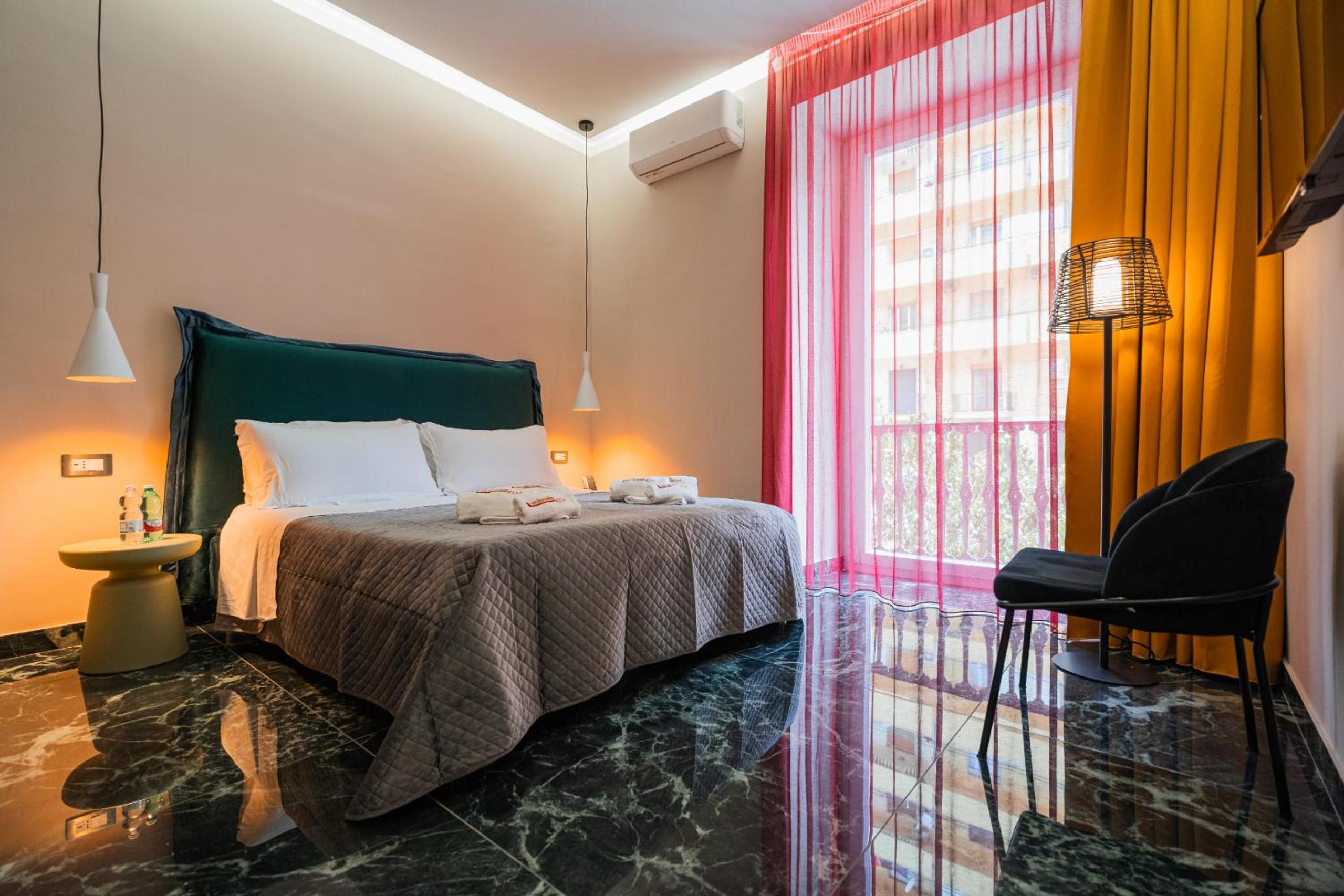Deluxe Double Room with Shower