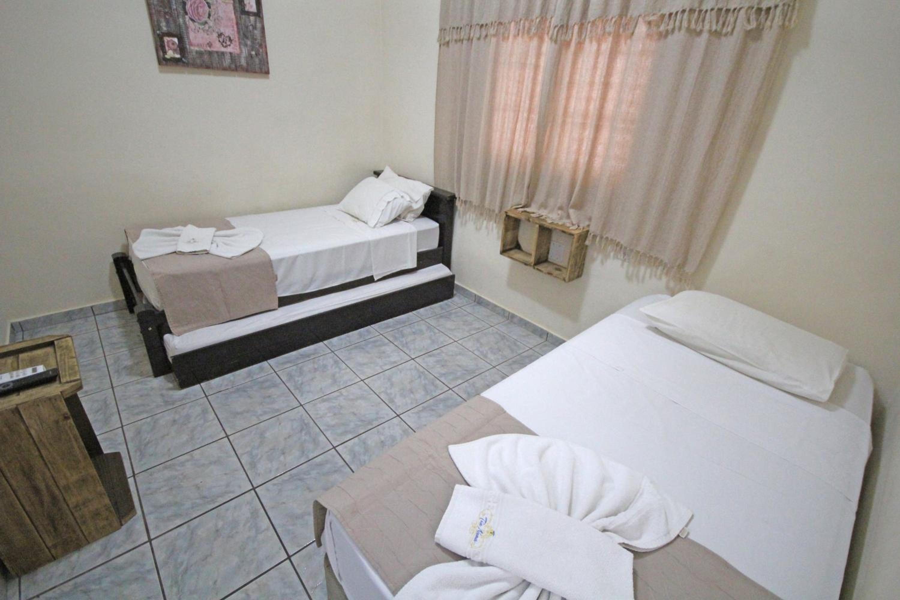 Family Room with Private Bathroom photo 1