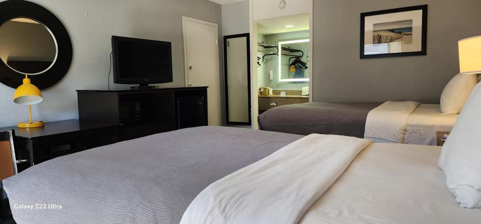 Standard Room with Two Double Beds - Non-Smoking
