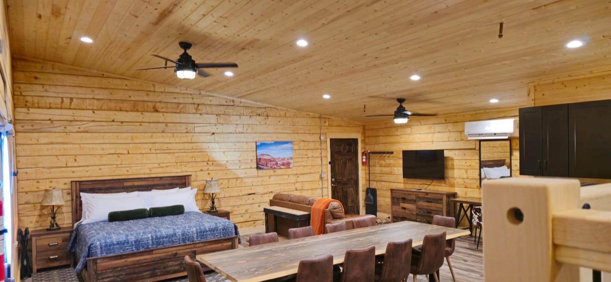 One-Bedroom House - Photo 7