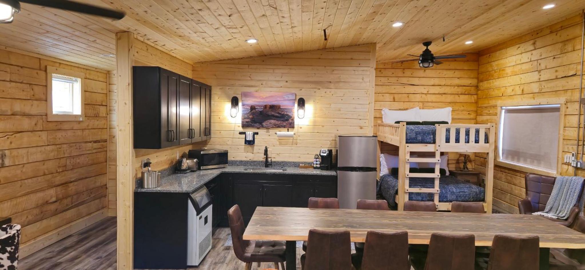 One-Bedroom House - Photo 3