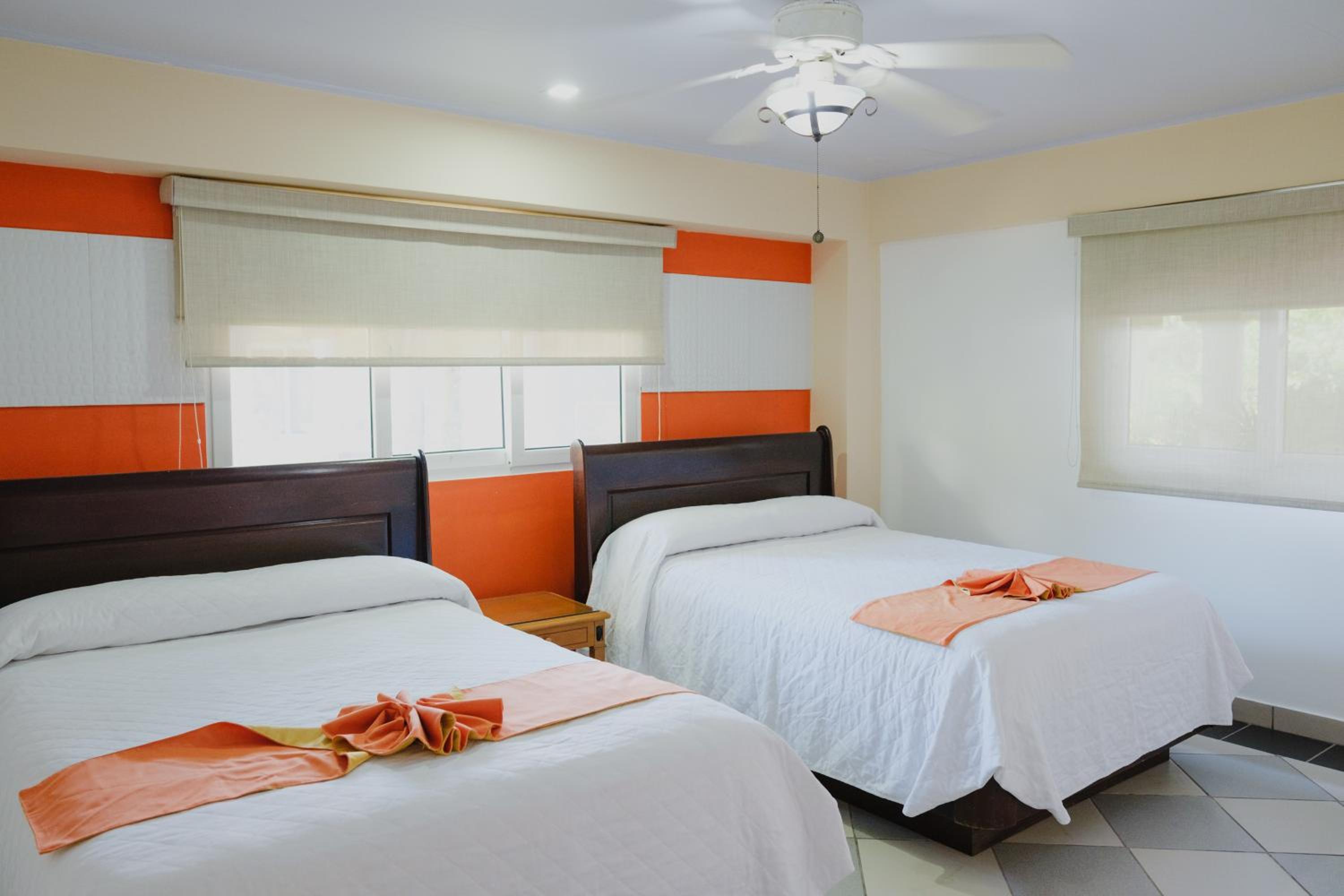 Oceanfront Junior Suite 2 queen beds with Balcony - Photo 1