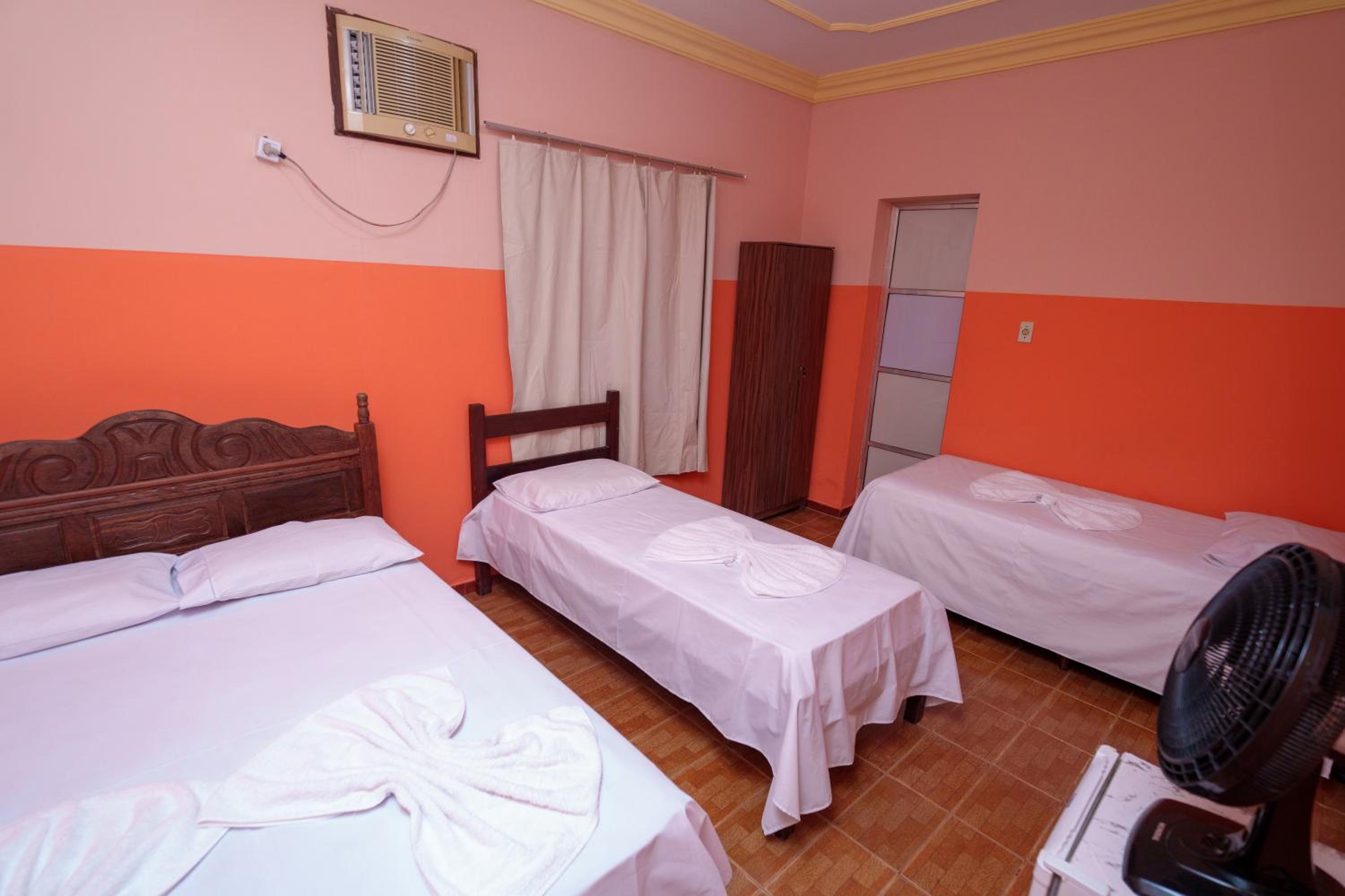 Quadruple Room - Photo 2