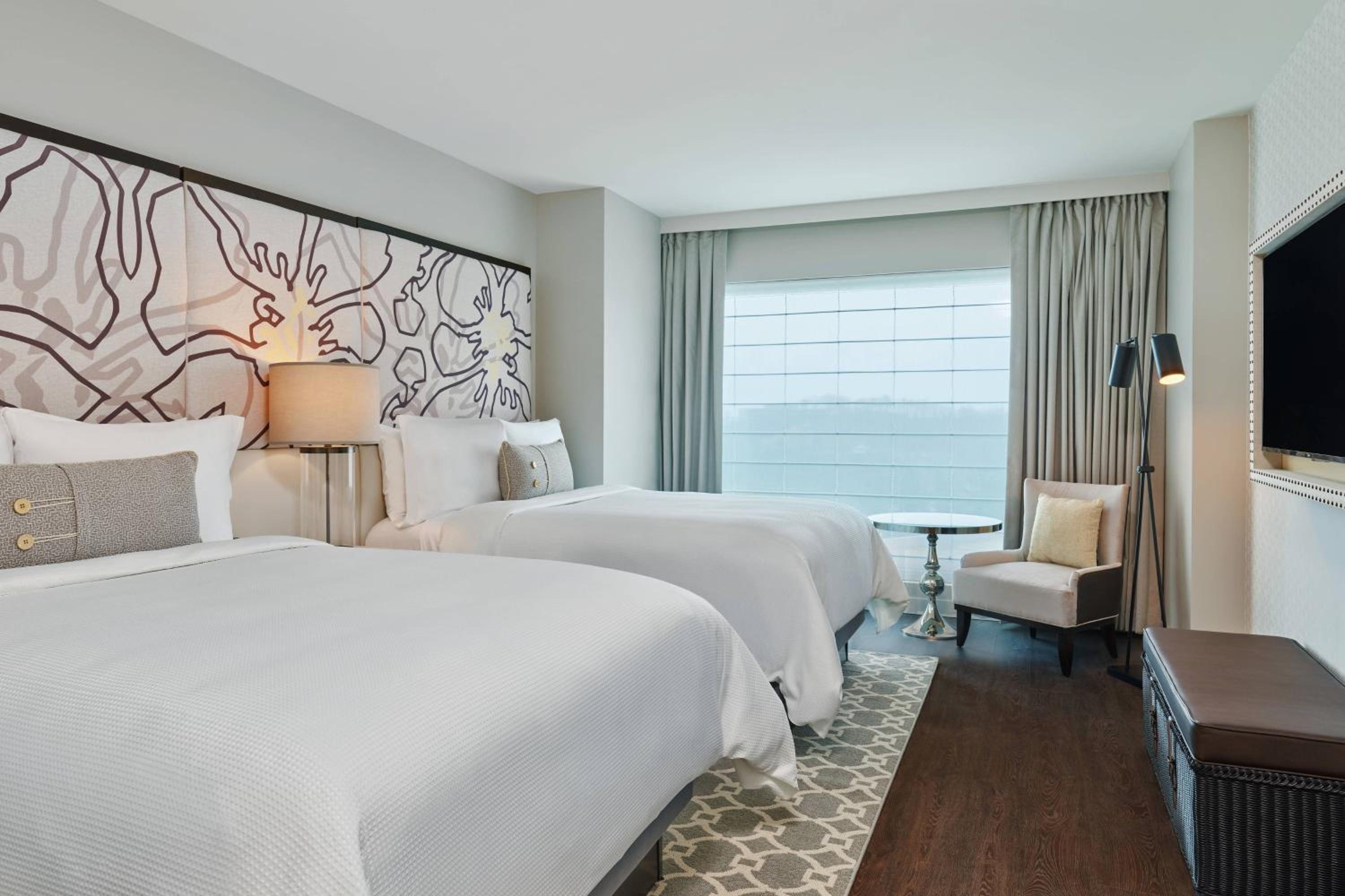 Queen Room