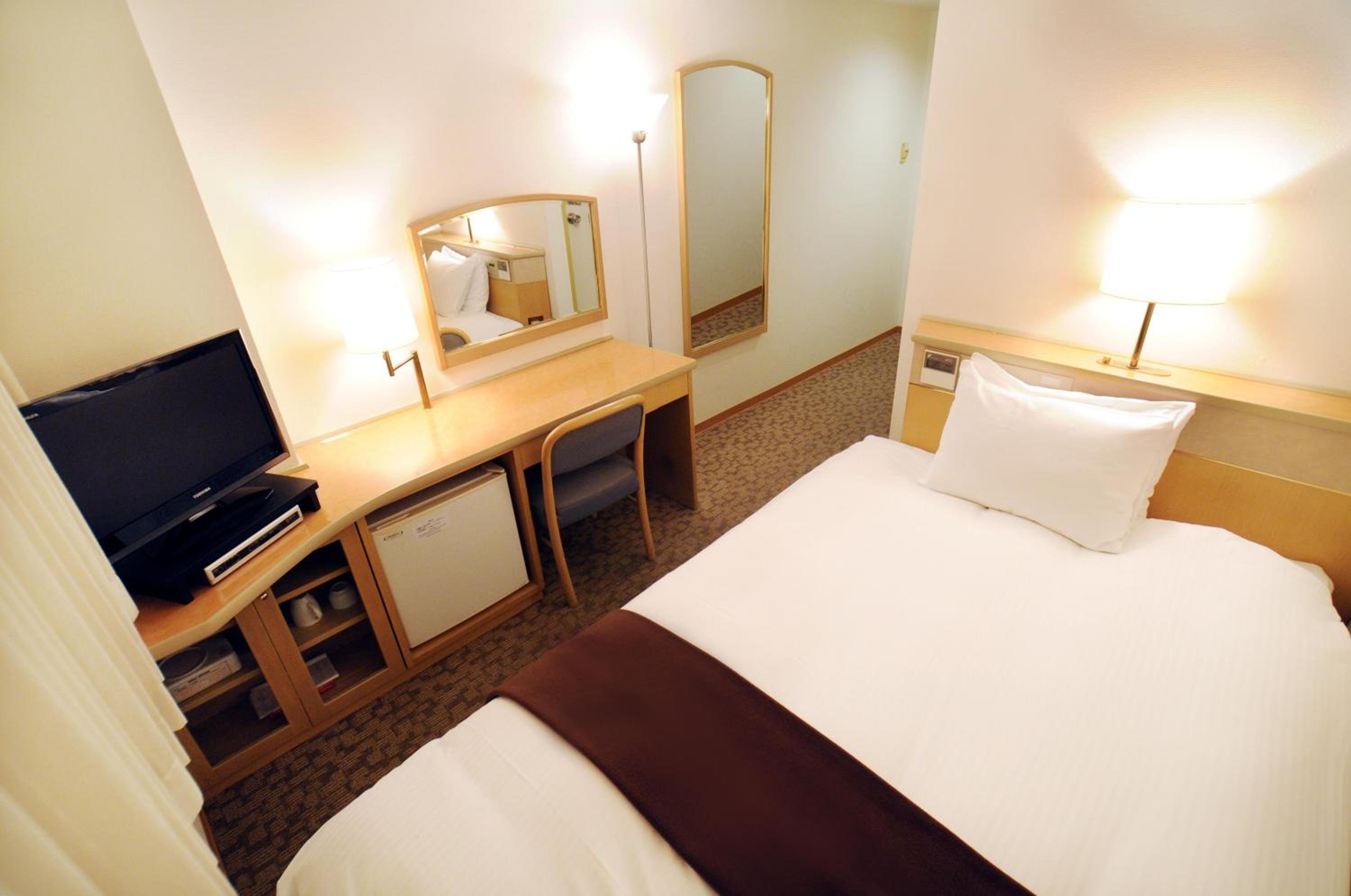 Single Room - Non-Smoking photo 1