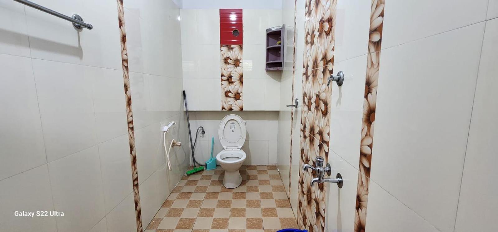 Deluxe Double Room (2 Adults + 1 Child) photo 1
