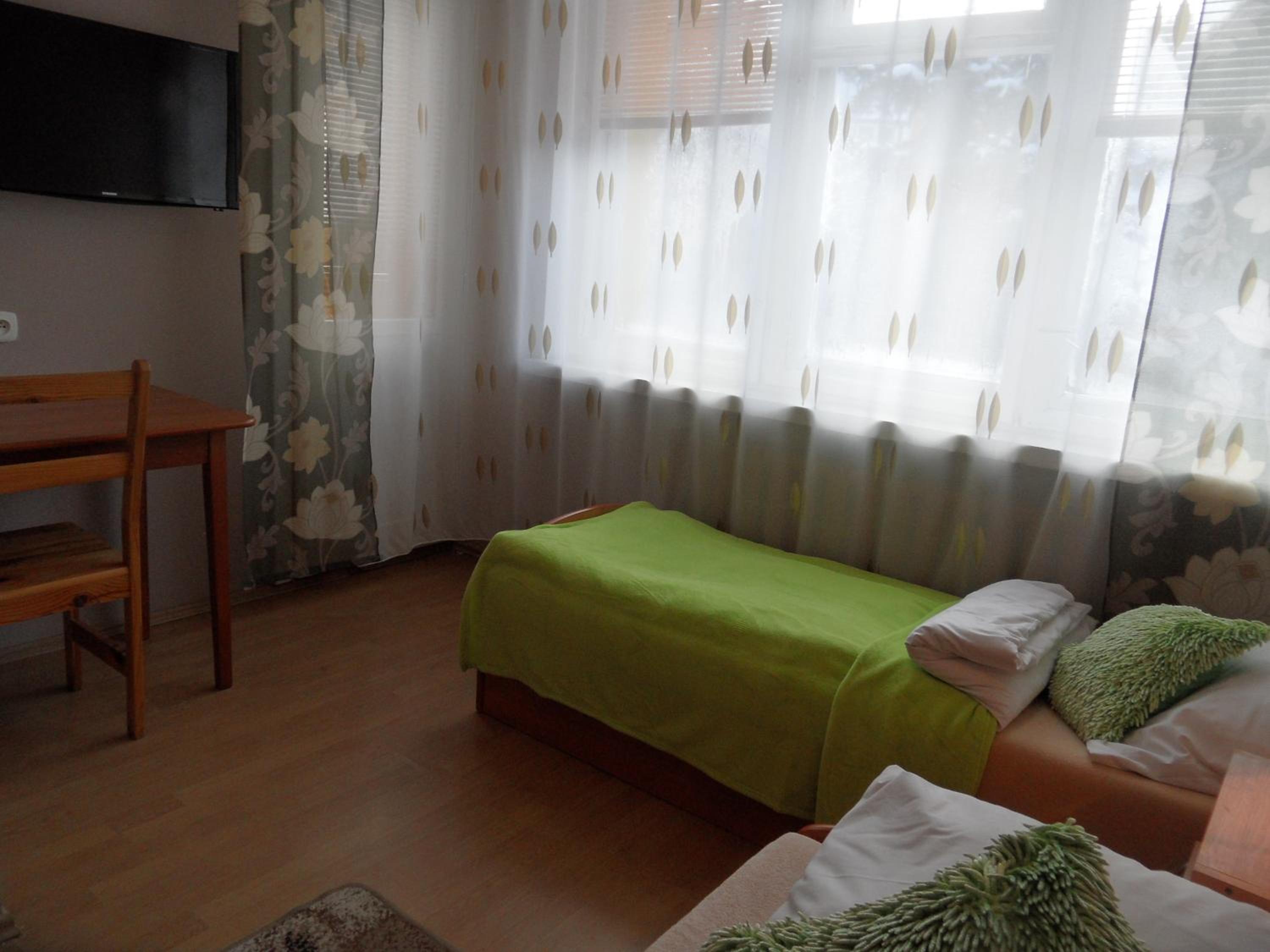 Double Room with Balcony (2 Adults + 1 Child) photo 1